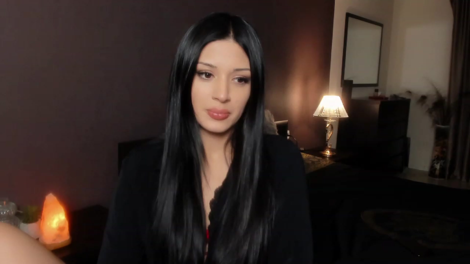 Gallery image thumbnail from Angel_on_Duty's myfreecams stream on, 11/17/2023, 01:12 image 7 of 20