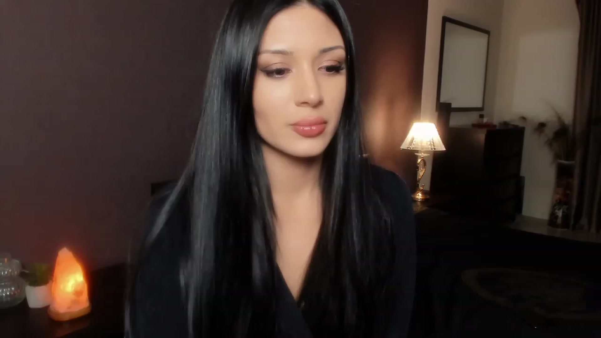 Gallery image thumbnail from Angel_on_Duty's myfreecams stream on, 11/17/2023, 01:12 image 3 of 20