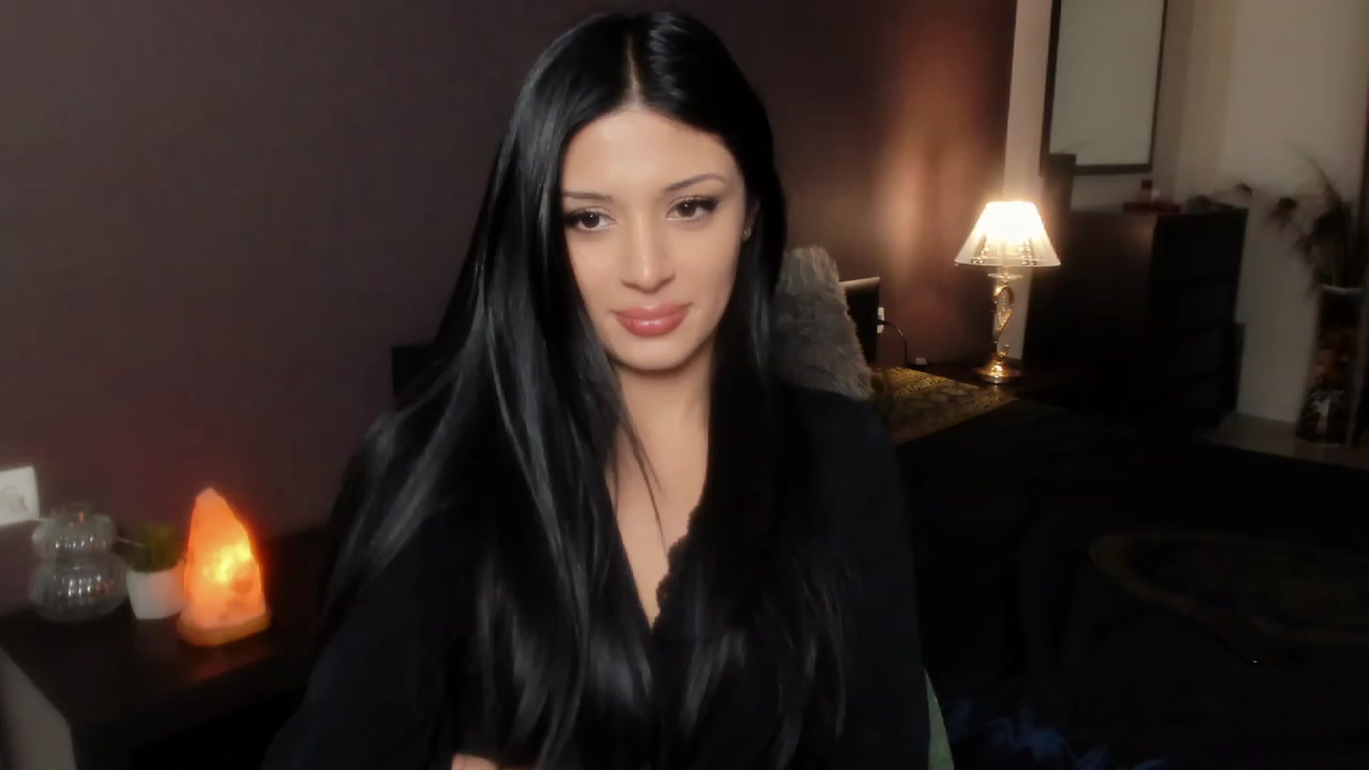 Gallery image thumbnail from Angel_on_Duty's myfreecams stream on, 11/17/2023, 02:29 image 19 of 20