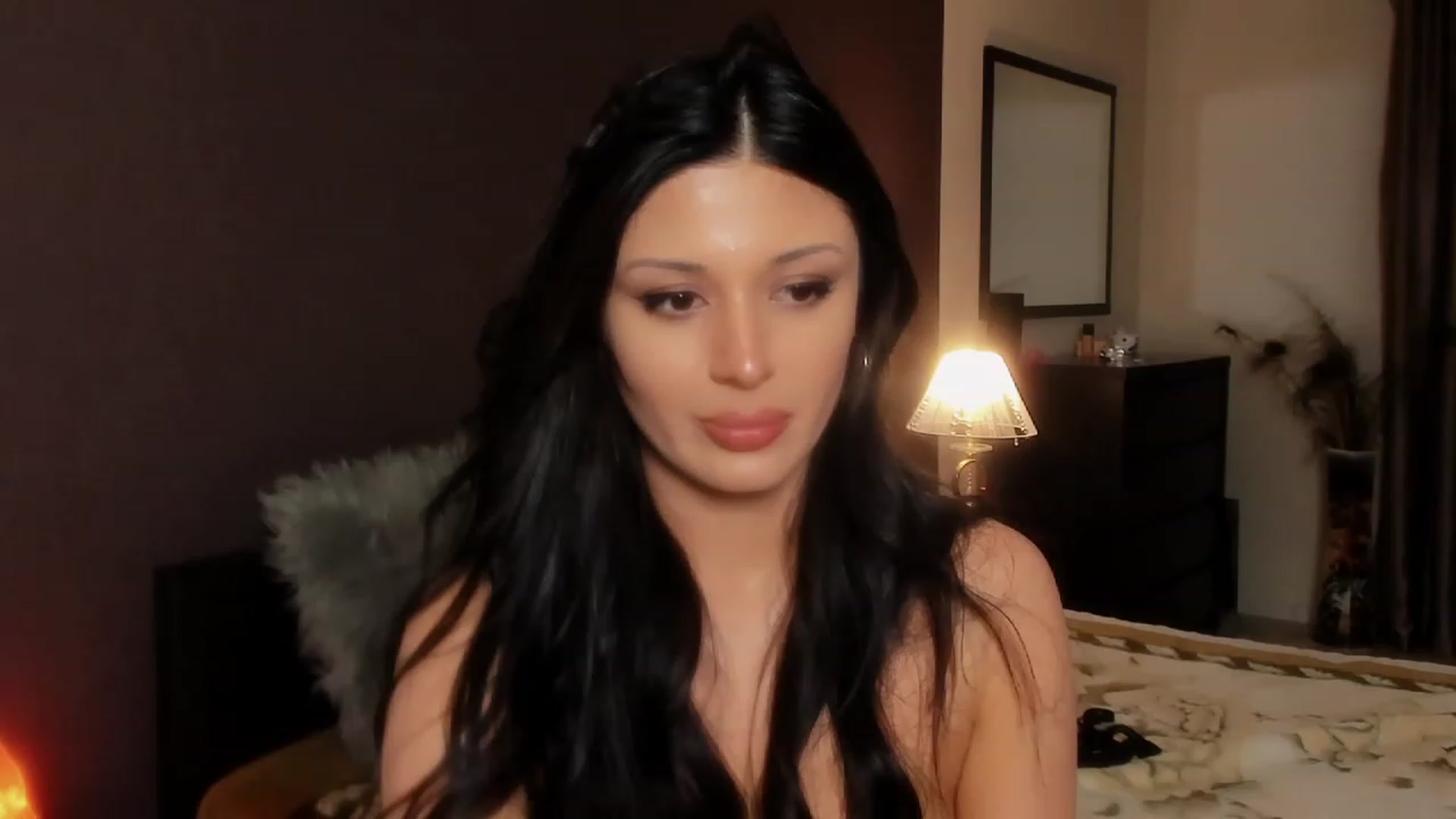 Gallery image thumbnail from Angel_on_Duty's myfreecams stream on, 11/26/2023, 24:10 image 14 of 20