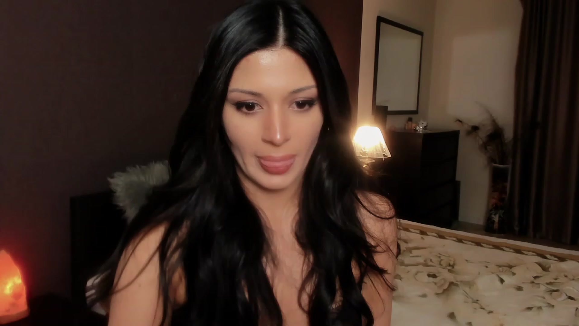Gallery image thumbnail from Angel_on_Duty's myfreecams stream on, 11/26/2023, 02:40 image 13 of 20