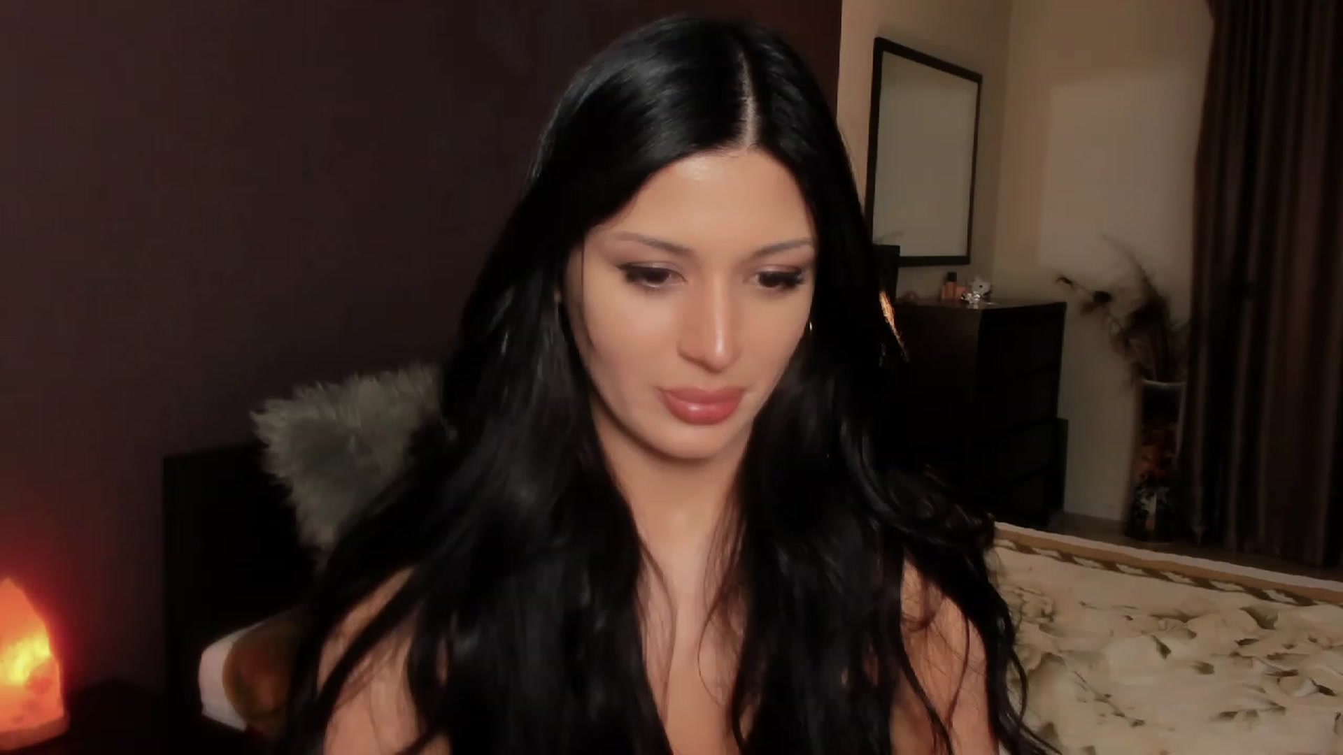 Gallery image thumbnail from Angel_on_Duty's myfreecams stream on, 11/26/2023, 02:40 image 18 of 20