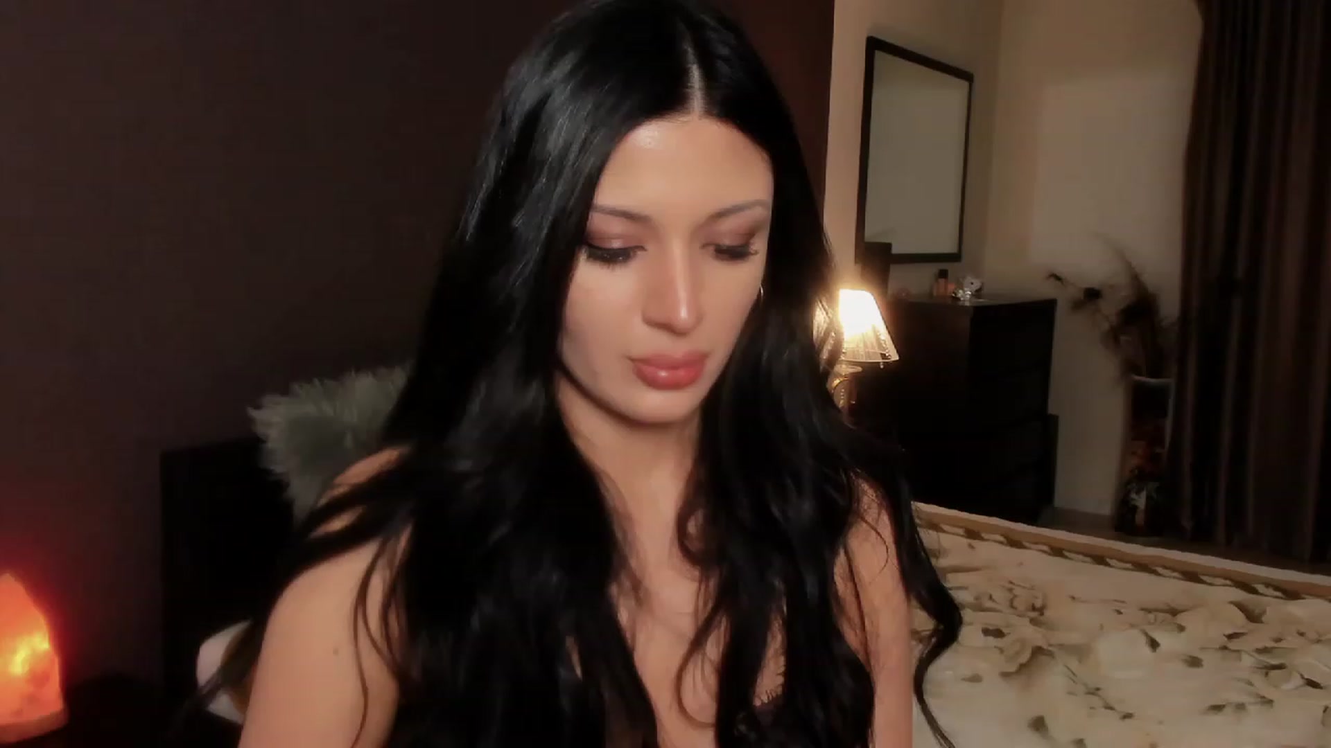 Gallery image thumbnail from Angel_on_Duty's myfreecams stream on, 11/26/2023, 02:40 image 14 of 20