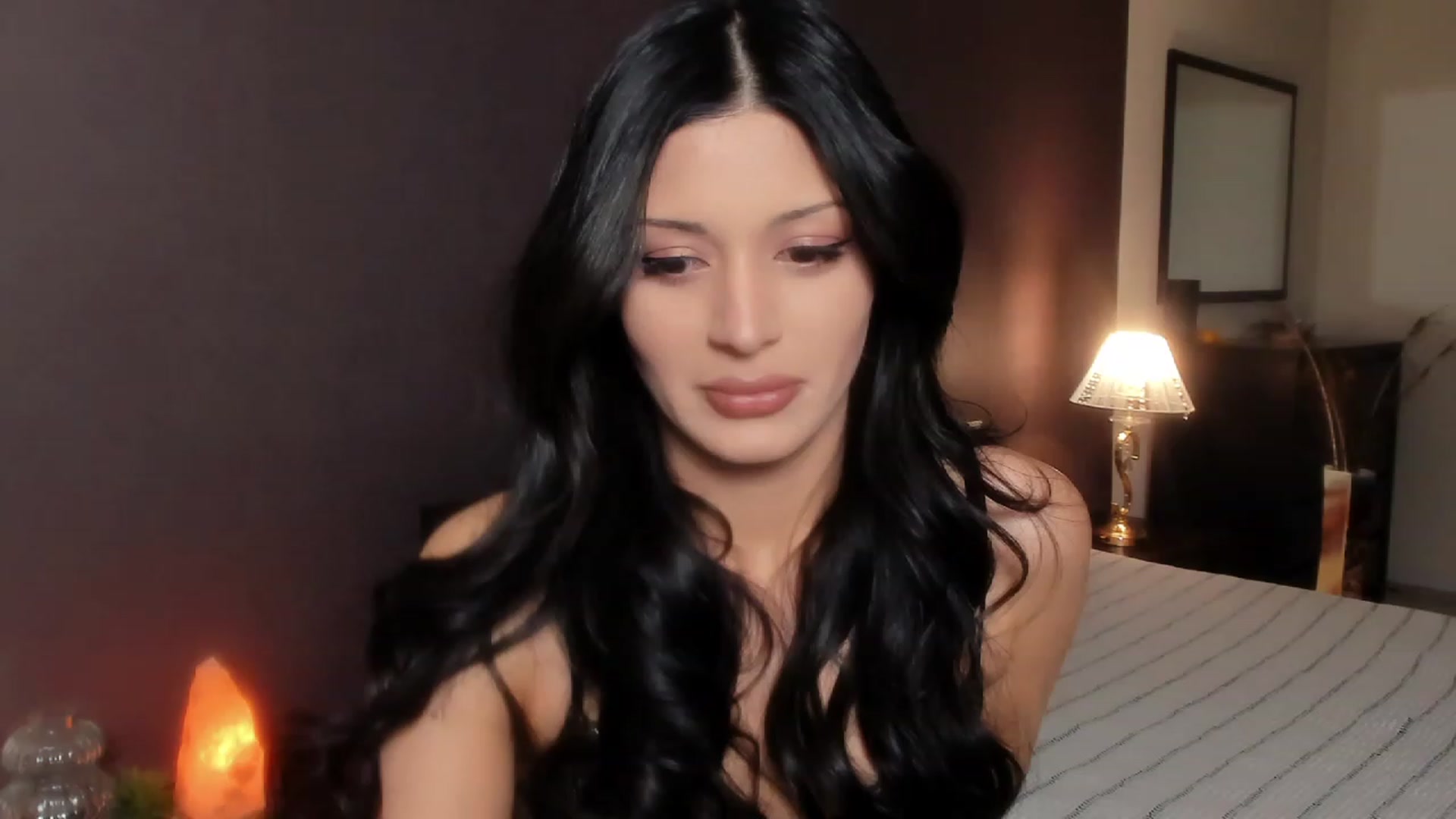 Gallery image thumbnail from Angel_on_Duty's myfreecams stream on, 11/26/2023, 22:24 image 18 of 20