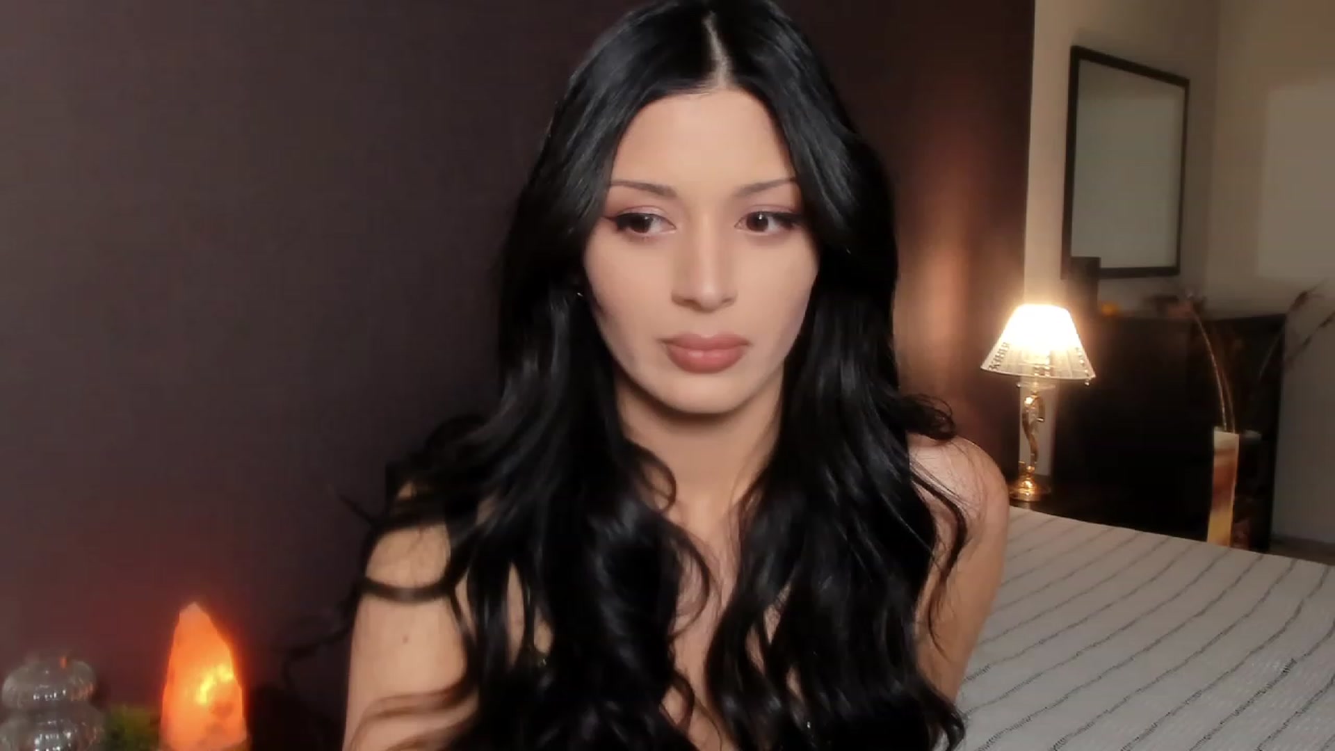 Gallery image thumbnail from Angel_on_Duty's myfreecams stream on, 11/26/2023, 22:24 image 17 of 20