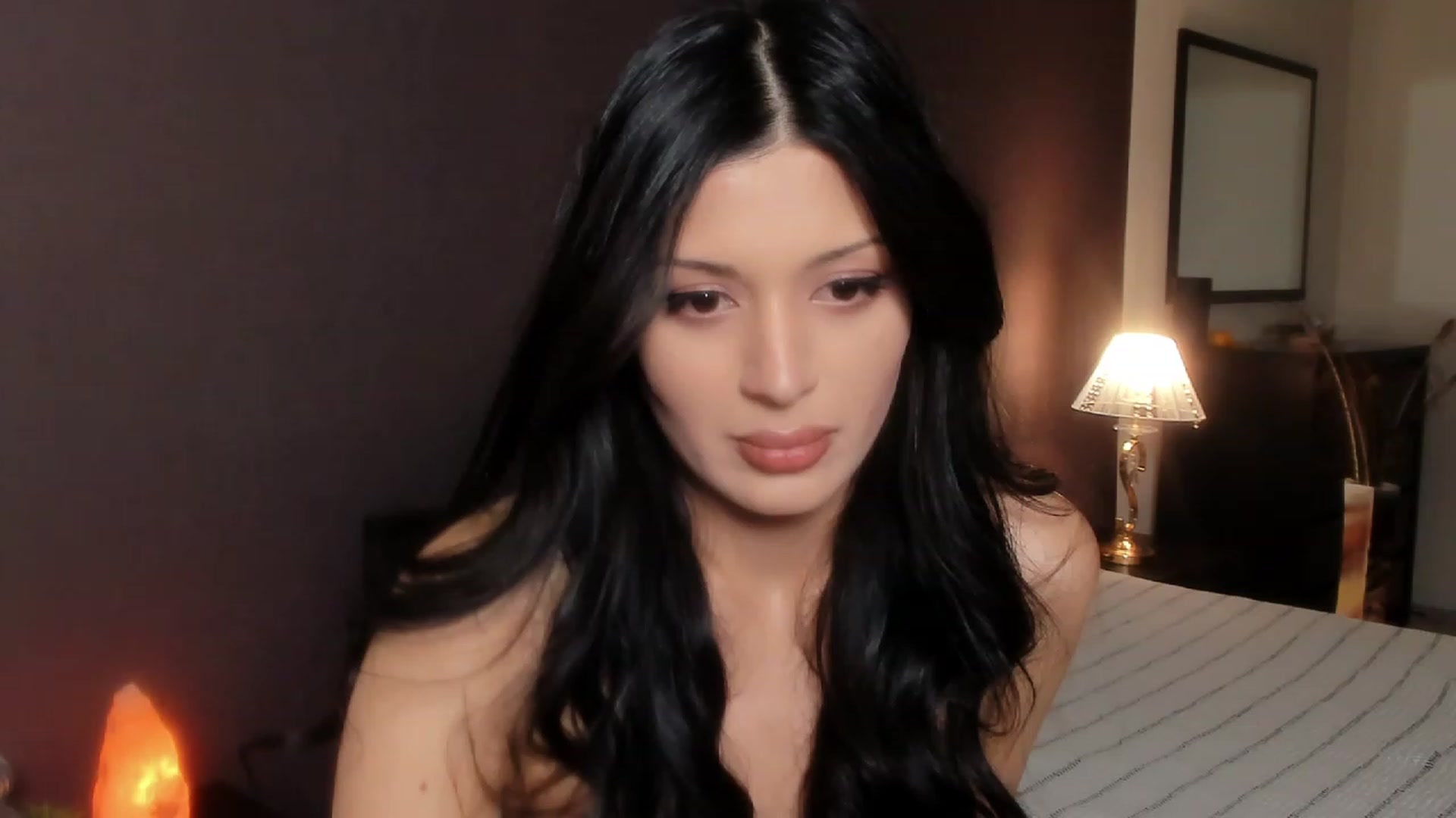 Gallery image thumbnail from Angel_on_Duty's myfreecams stream on, 11/27/2023, 24:40 image 20 of 20