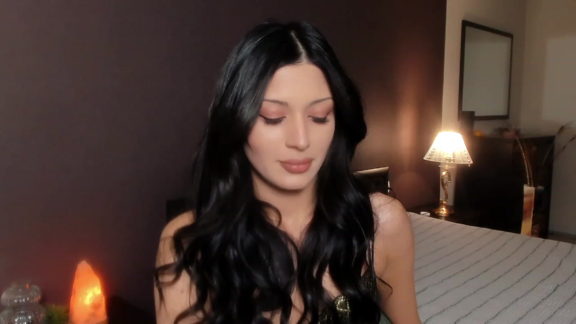 Gallery image thumbnail from Angel_on_Duty's myfreecams stream on, 11/27/2023, 24:40 image 4 of 20