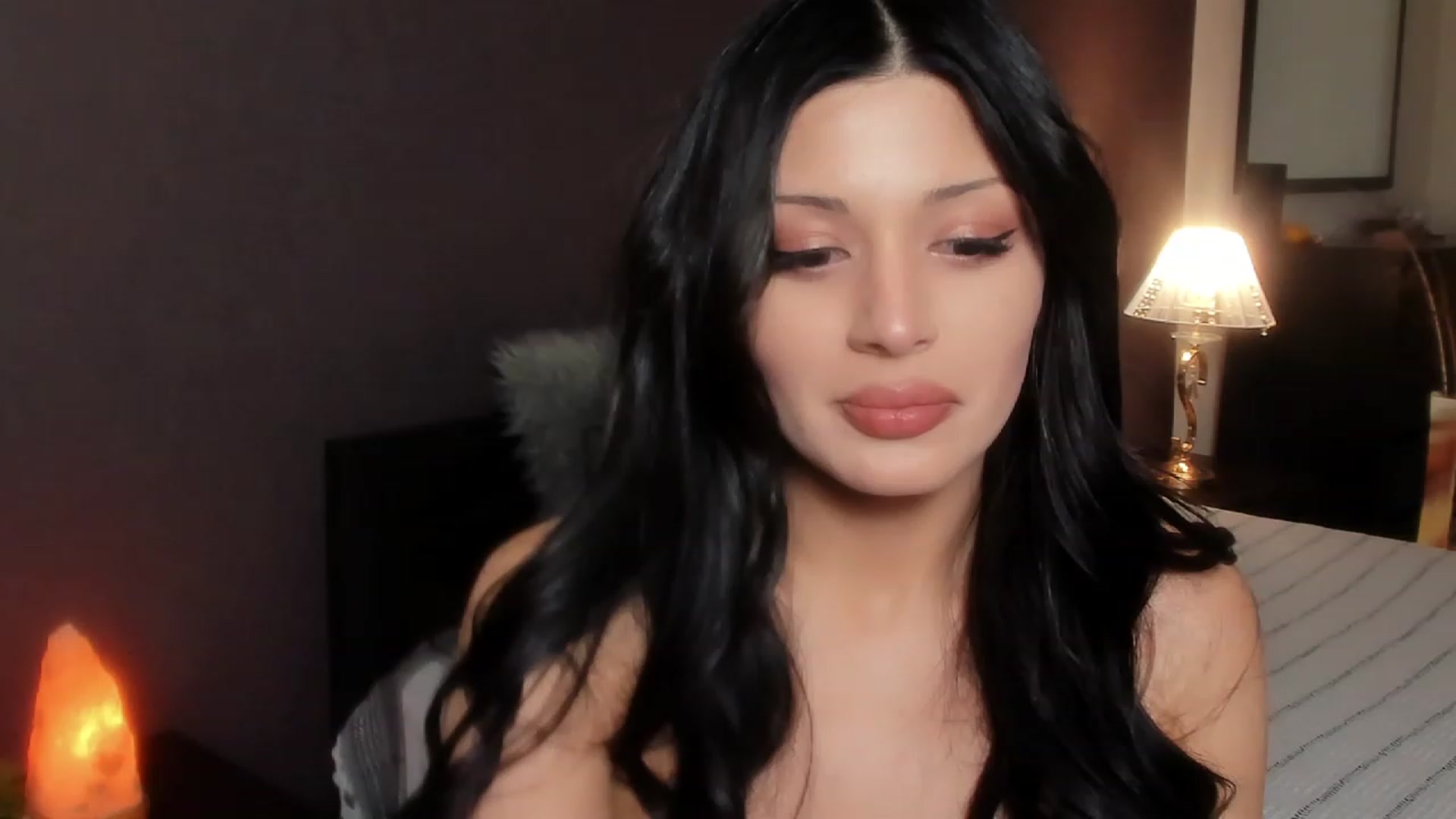 Gallery image thumbnail from Angel_on_Duty's myfreecams stream on, 11/27/2023, 06:09 image 4 of 20
