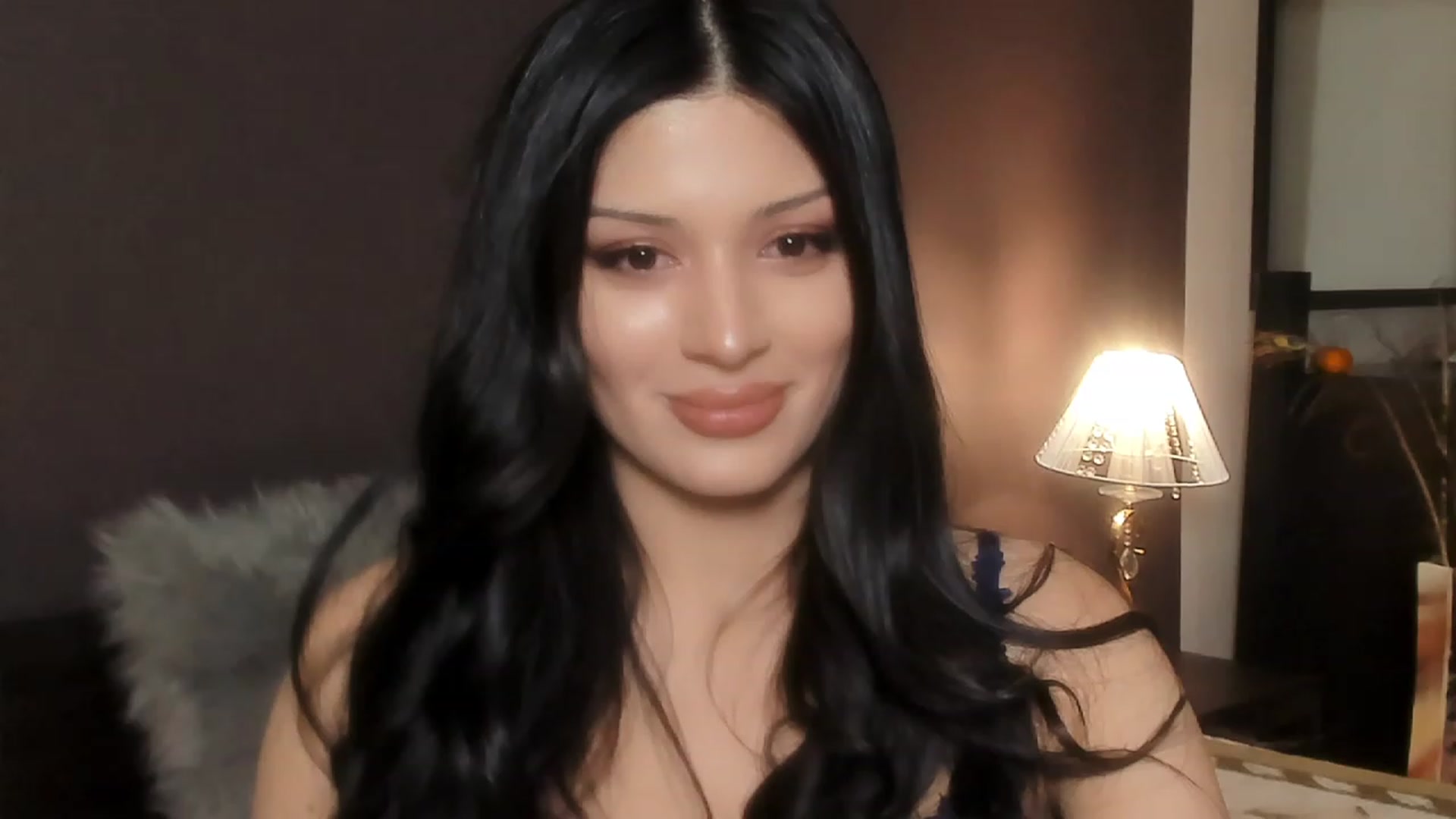 Gallery image thumbnail from Angel_on_Duty's myfreecams stream on, 11/30/2023, 24:10 image 19 of 20