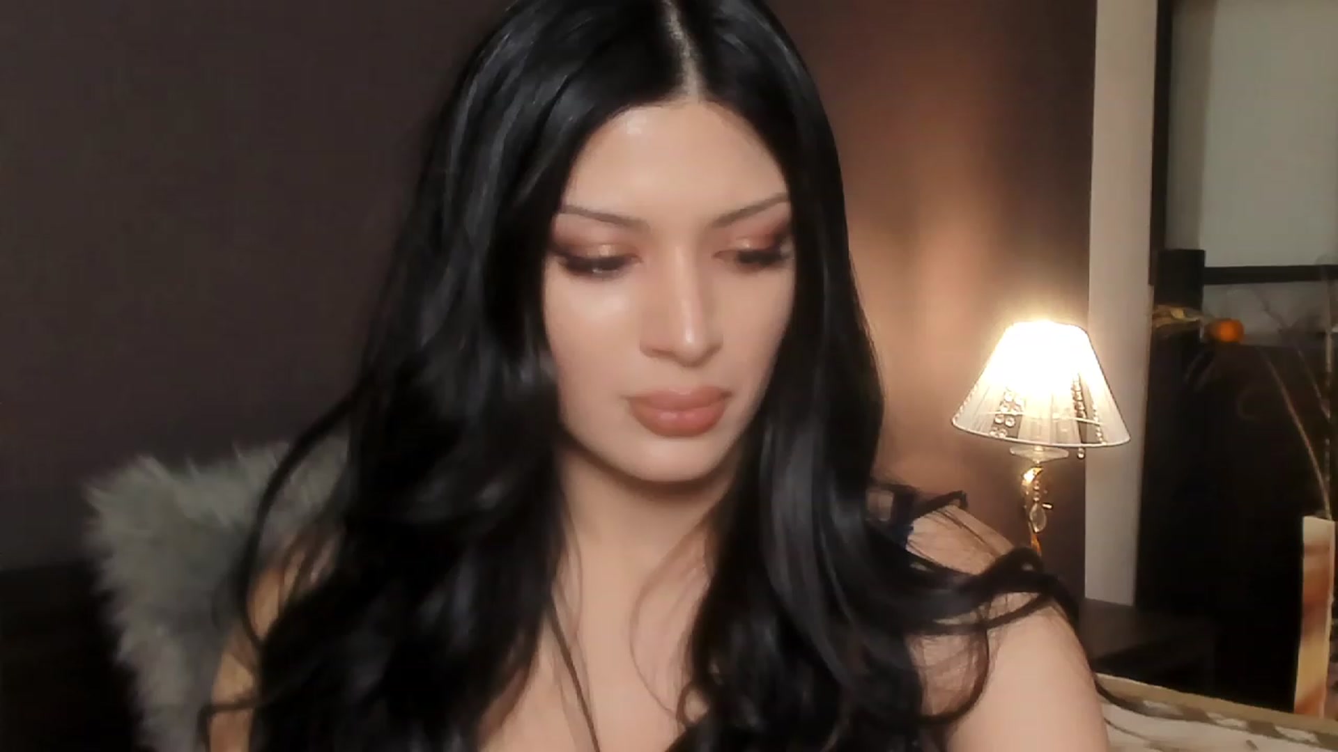 Gallery image thumbnail from Angel_on_Duty's myfreecams stream on, 11/30/2023, 24:10 image 14 of 20