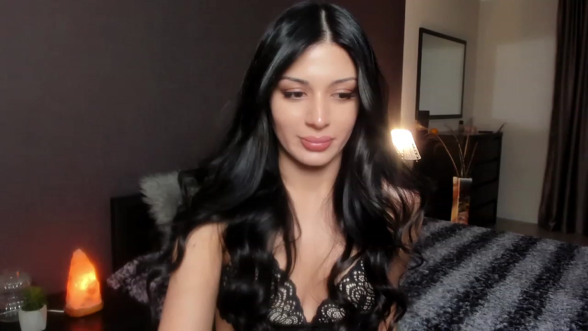 Gallery image thumbnail from Angel_on_Duty's myfreecams stream on, 11/30/2023, 23:46 image 4 of 20
