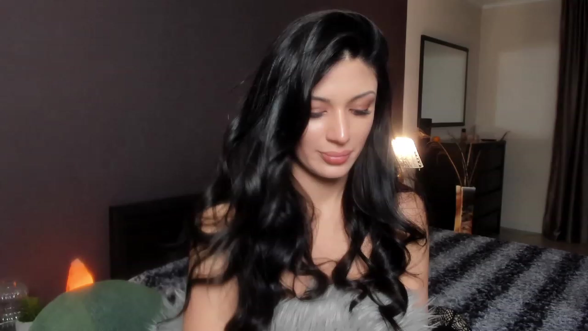 Gallery image thumbnail from Angel_on_Duty's myfreecams stream on, 12/01/2023, 01:06 image 15 of 20