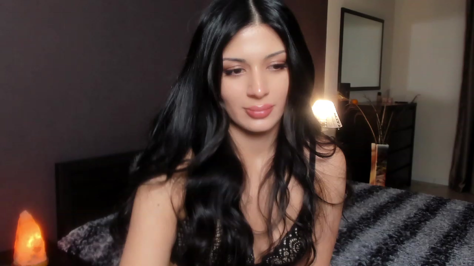 Gallery image thumbnail from Angel_on_Duty's myfreecams stream on, 12/01/2023, 03:19 image 4 of 20