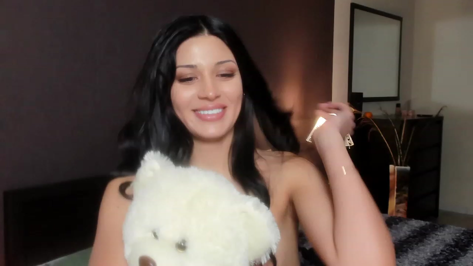 Gallery image thumbnail from Angel_on_Duty's myfreecams stream on, 12/01/2023, 03:19 image 20 of 20