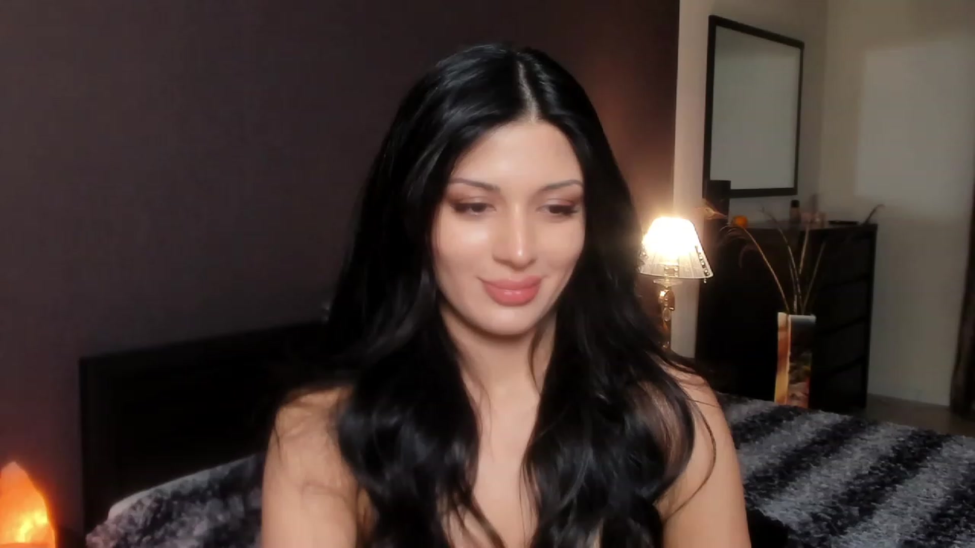 Gallery image thumbnail from Angel_on_Duty's myfreecams stream on, 12/01/2023, 03:19 image 18 of 20
