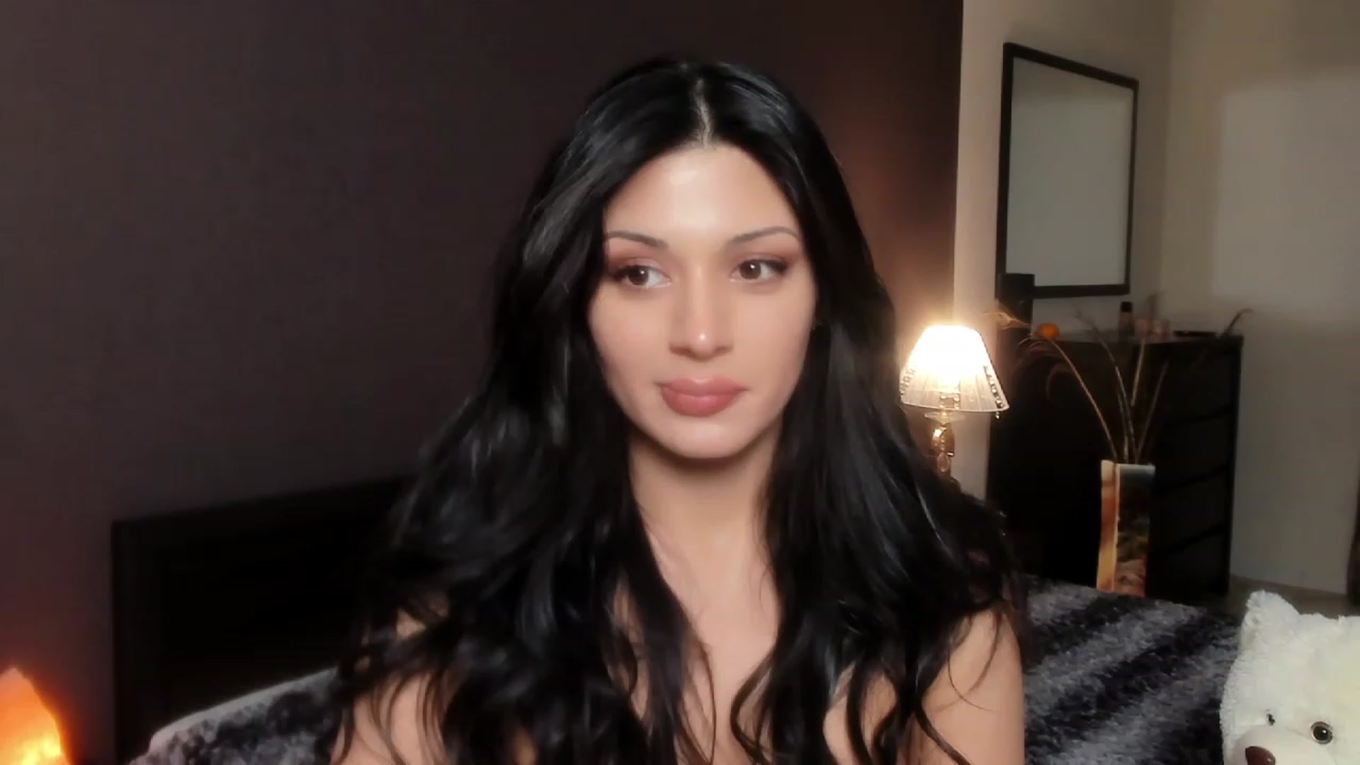 Gallery image thumbnail from Angel_on_Duty's myfreecams stream on, 12/01/2023, 05:00 image 15 of 20