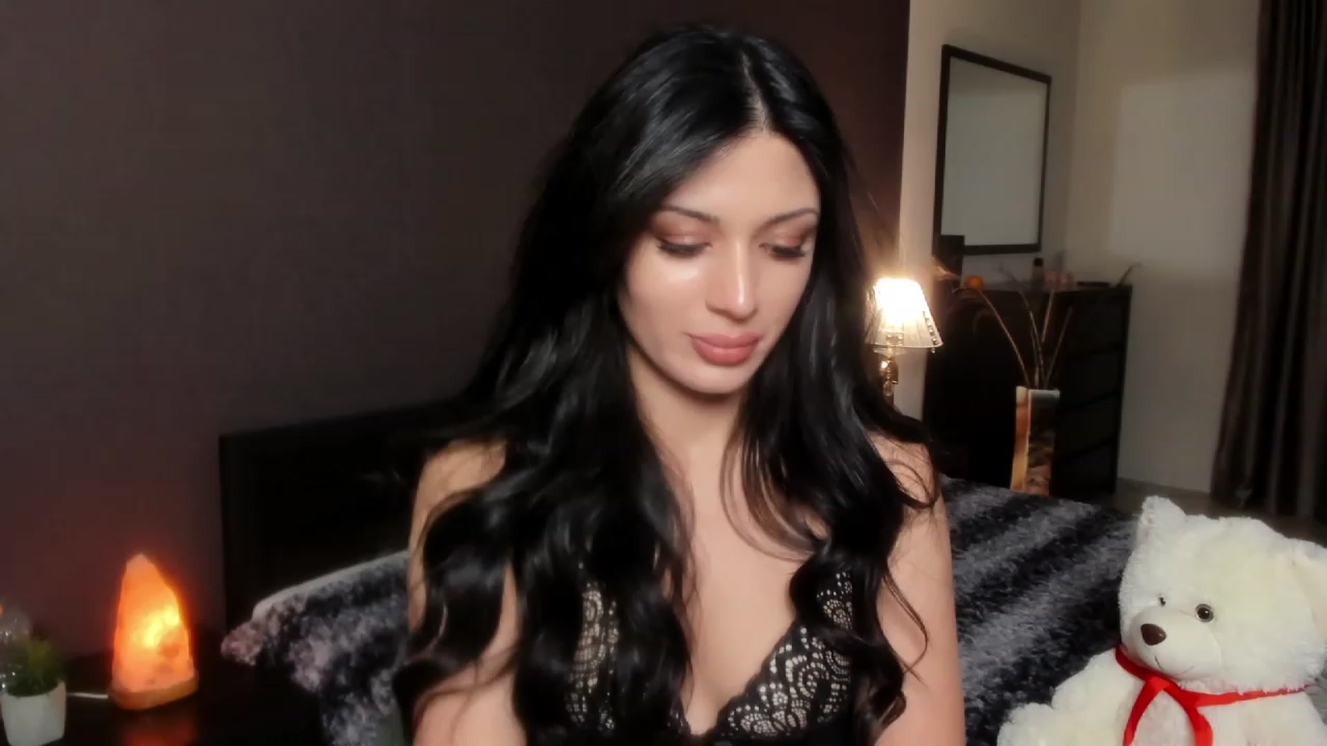 Gallery image thumbnail from Angel_on_Duty's myfreecams stream on, 12/01/2023, 05:00 image 9 of 20