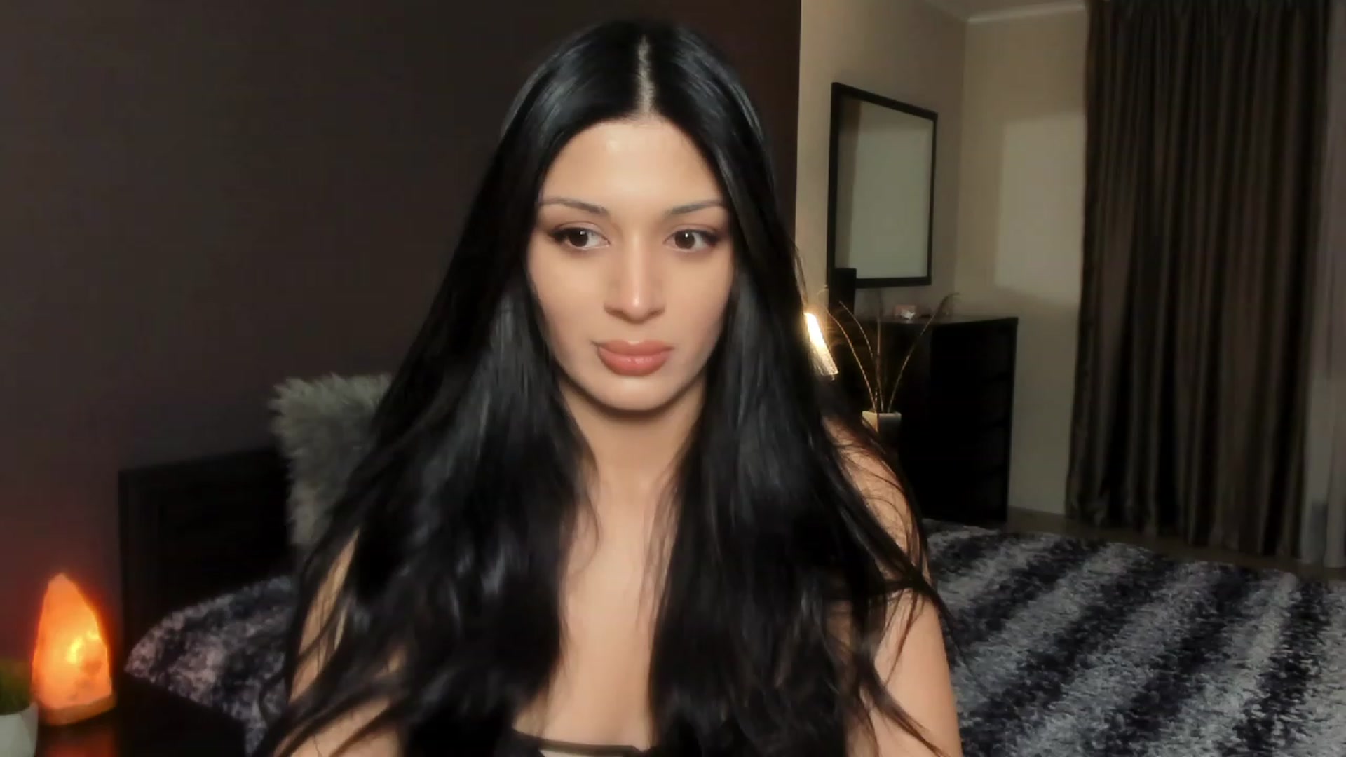 Gallery image thumbnail from Angel_on_Duty's myfreecams stream on, 12/02/2023, 02:14 image 3 of 20