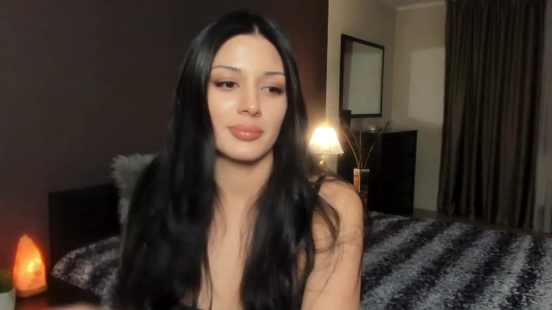 Gallery image thumbnail from Angel_on_Duty's myfreecams stream on, 12/02/2023, 02:14 image 4 of 20