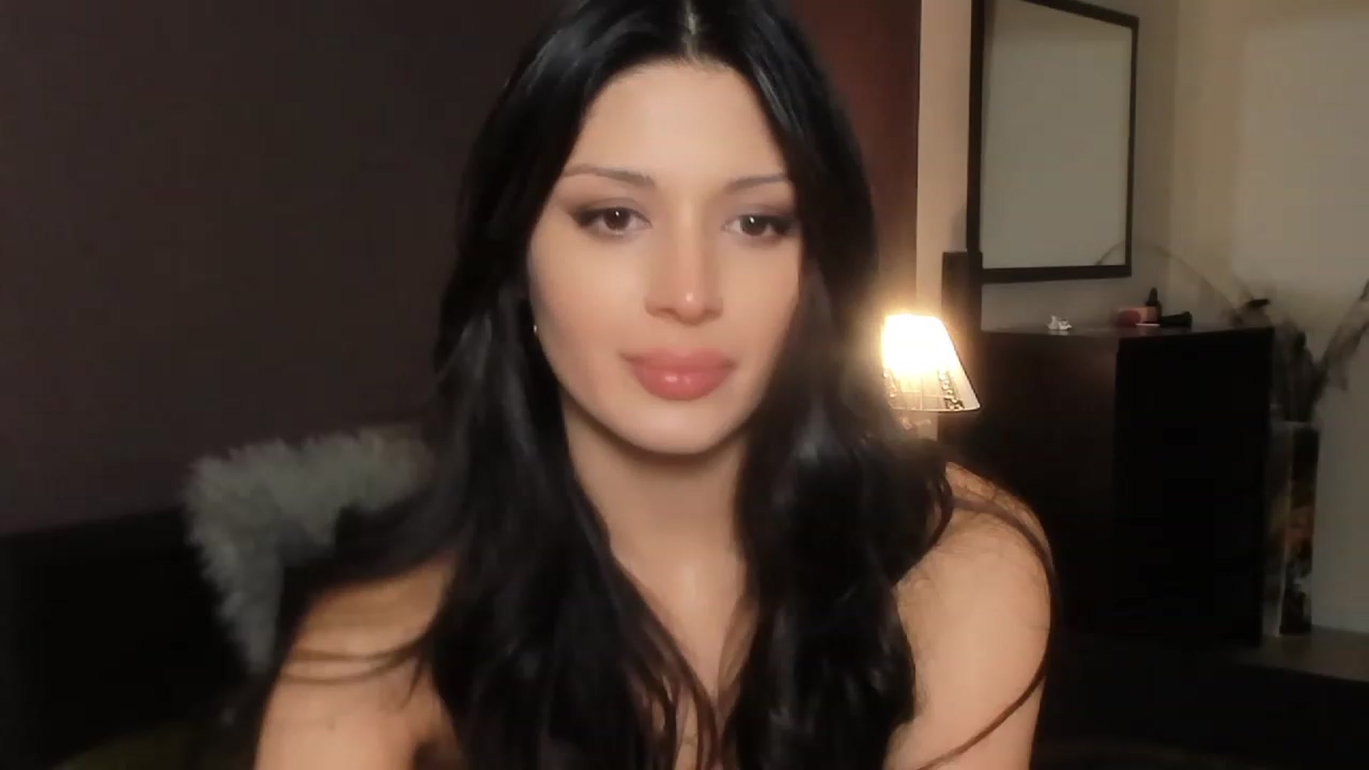 Gallery image thumbnail from Angel_on_Duty's myfreecams stream on, 12/07/2023, 22:32 image 13 of 20