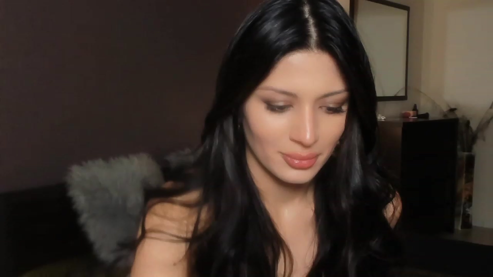 Gallery image thumbnail from Angel_on_Duty's myfreecams stream on, 12/07/2023, 22:32 image 9 of 20