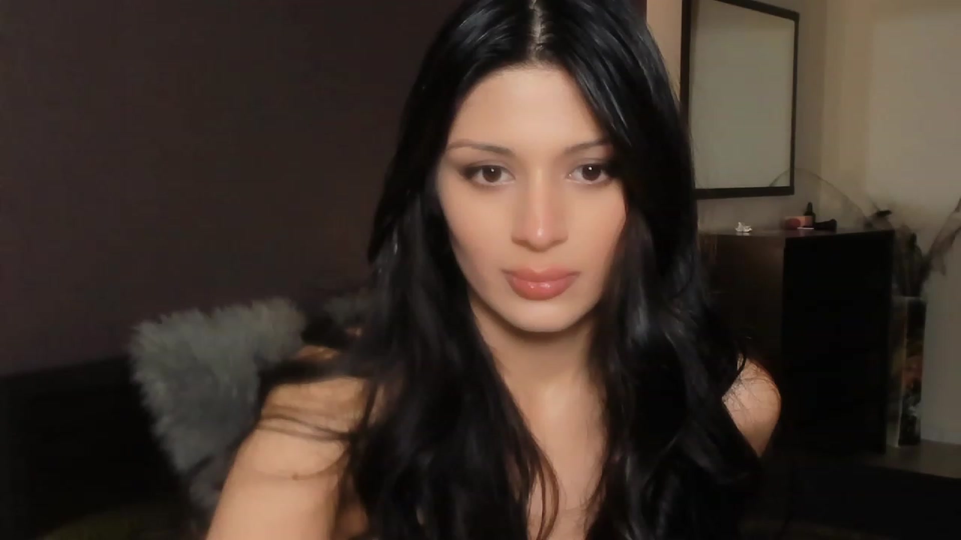 Gallery image thumbnail from Angel_on_Duty's myfreecams stream on, 12/07/2023, 22:32 image 11 of 20