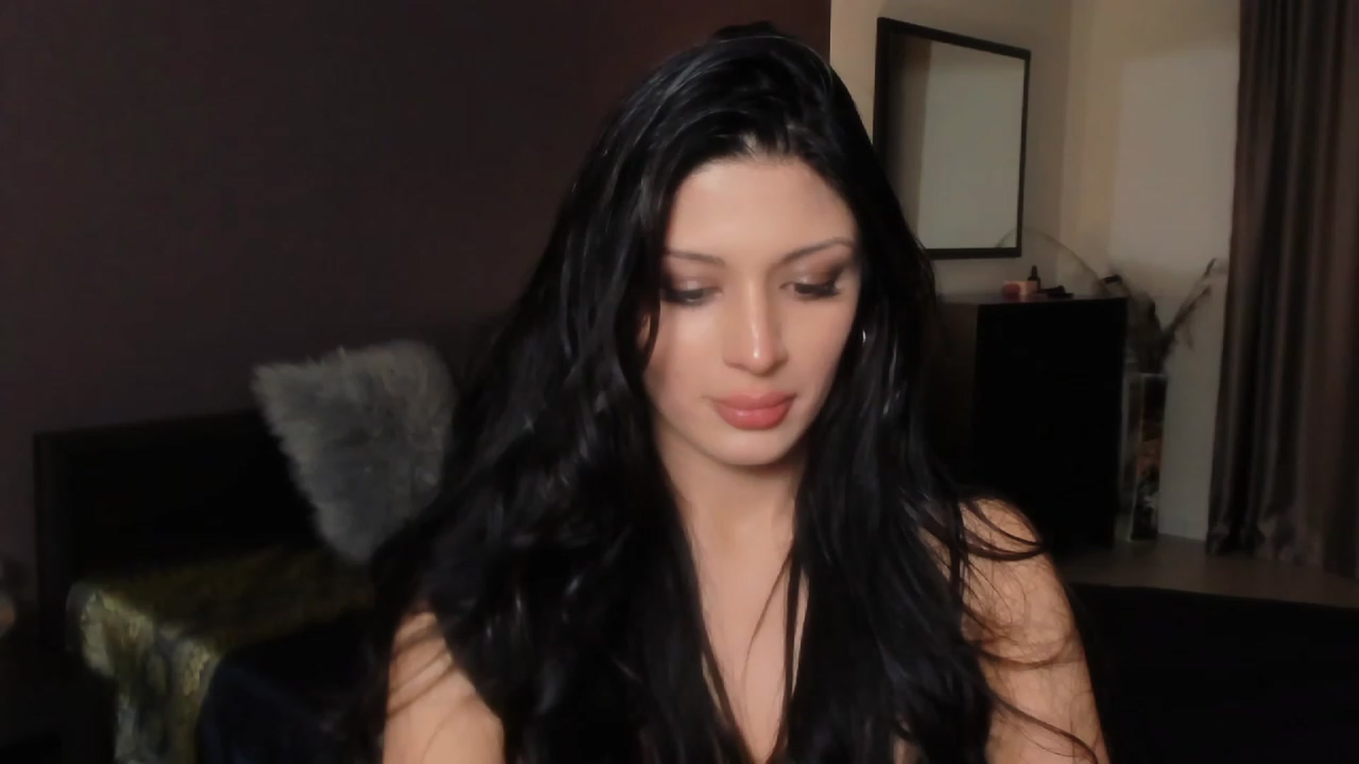 Gallery image thumbnail from Angel_on_Duty's myfreecams stream on, 12/08/2023, 01:49 image 17 of 20
