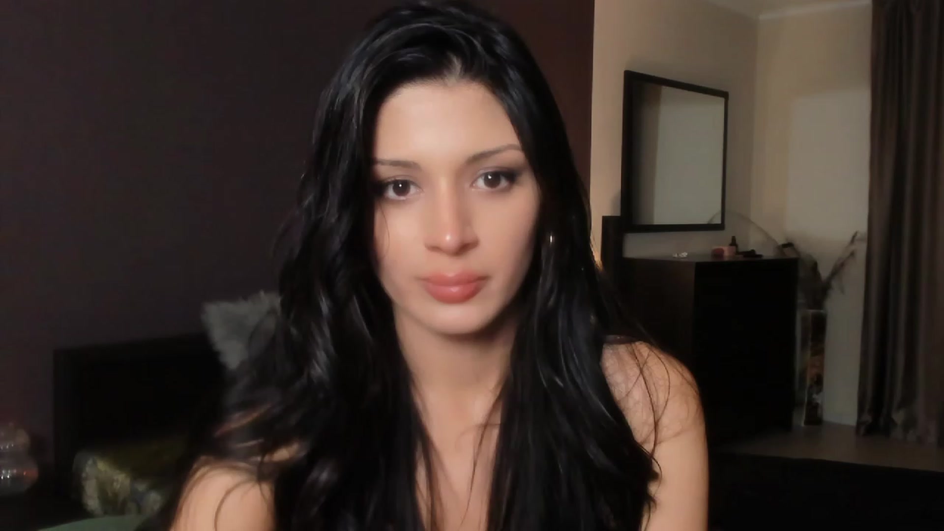 Gallery image thumbnail from Angel_on_Duty's myfreecams stream on, 12/08/2023, 03:03 image 5 of 20