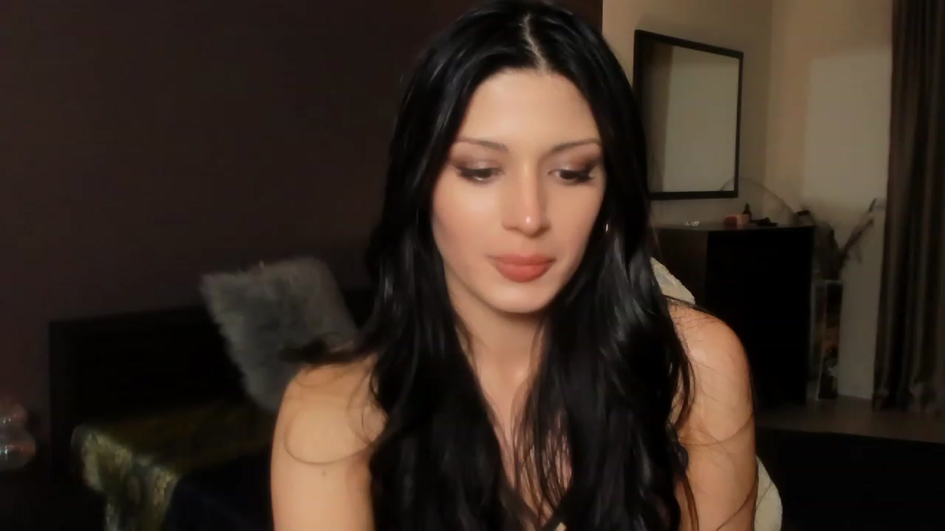 Gallery image thumbnail from Angel_on_Duty's myfreecams stream on, 12/08/2023, 03:03 image 19 of 20