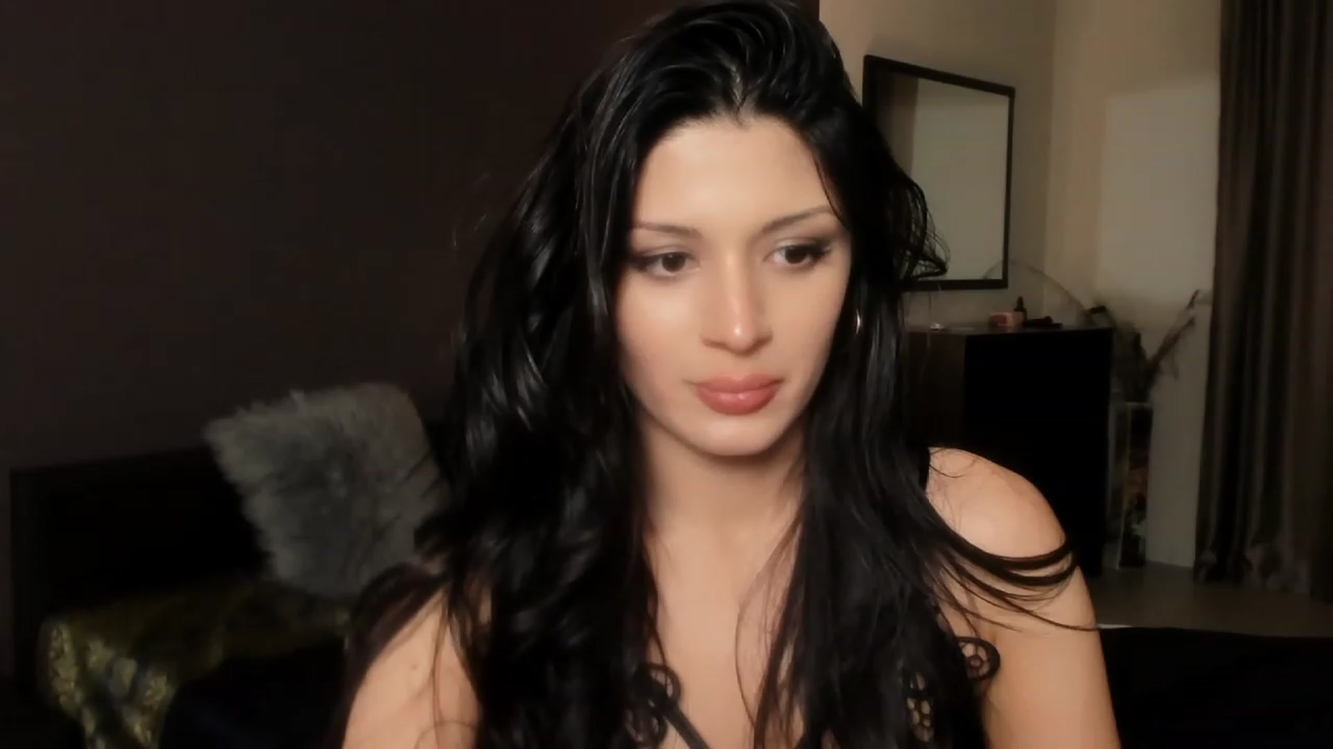 Gallery image thumbnail from Angel_on_Duty's myfreecams stream on, 12/08/2023, 05:29 image 5 of 20