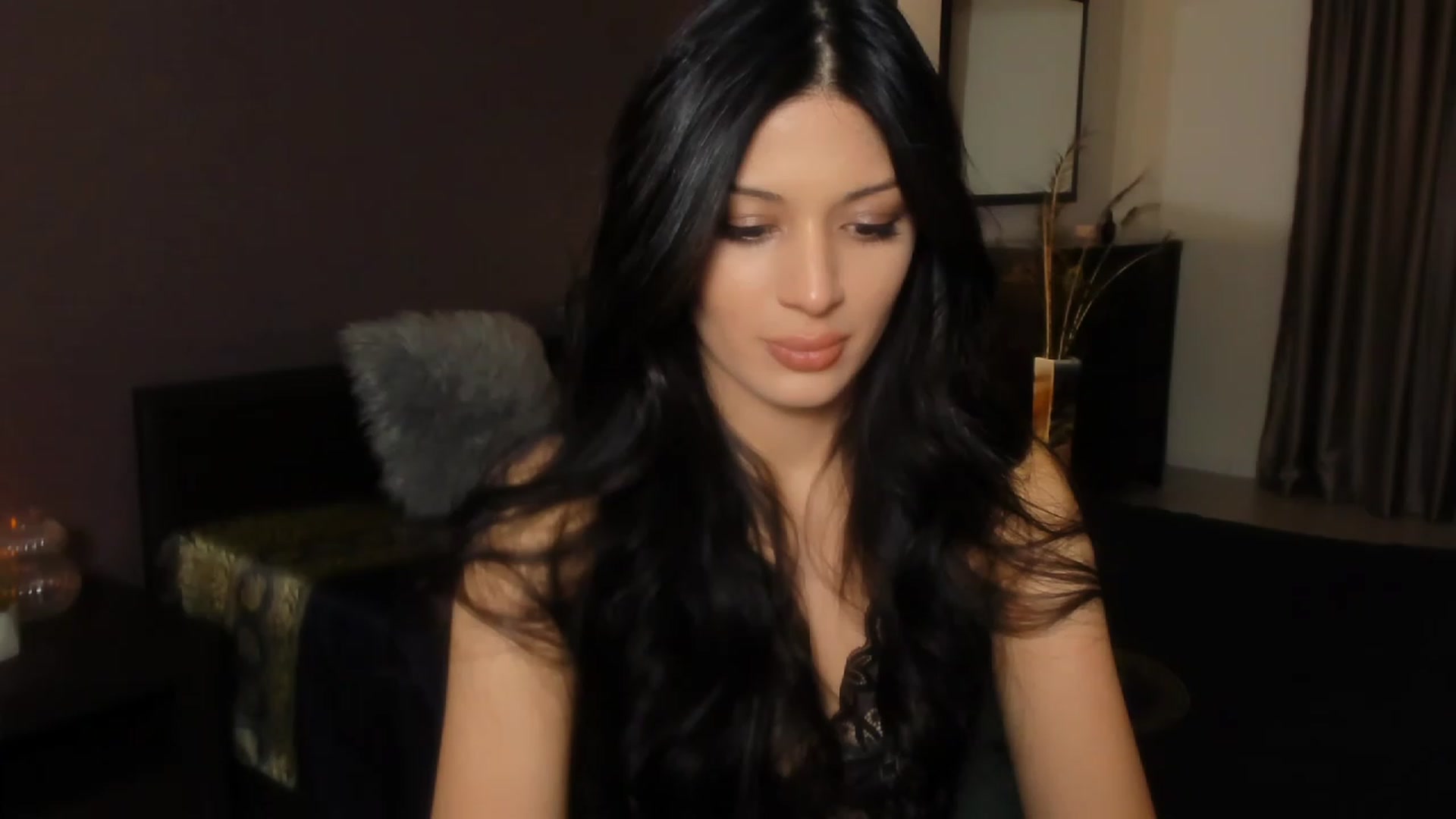 Gallery image thumbnail from Angel_on_Duty's myfreecams stream on, 12/08/2023, 22:53 image 15 of 20