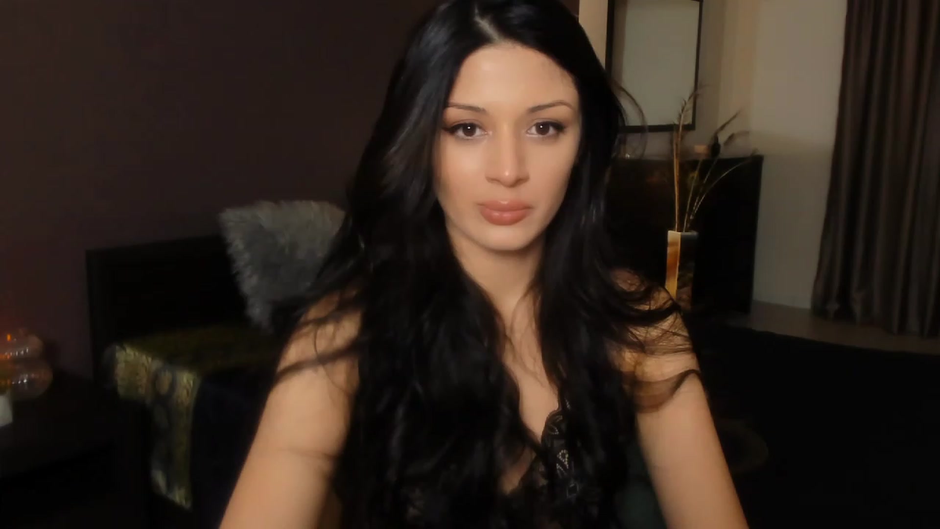 Gallery image thumbnail from Angel_on_Duty's myfreecams stream on, 12/08/2023, 22:53 image 19 of 20