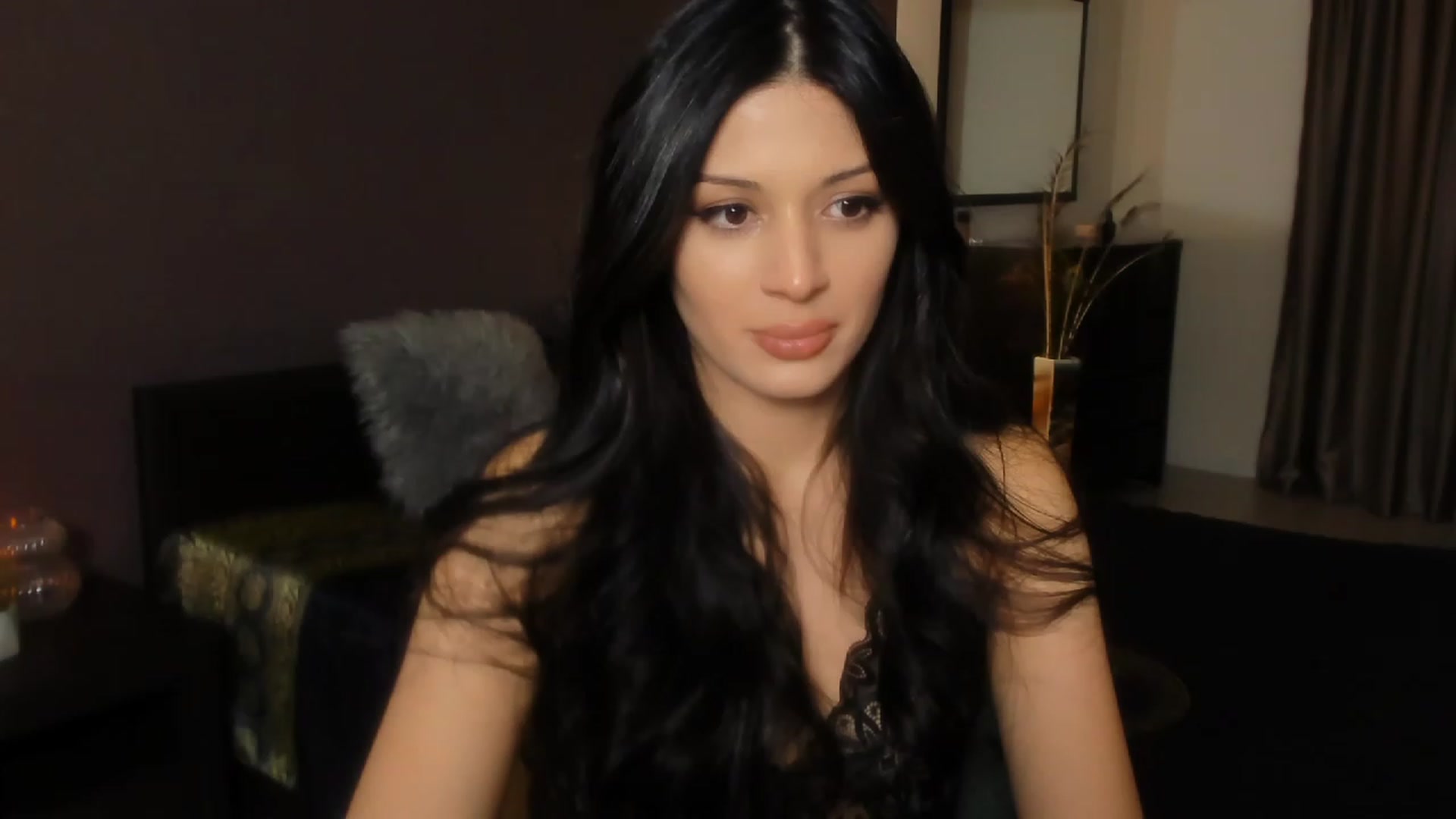 Gallery image thumbnail from Angel_on_Duty's myfreecams stream on, 12/08/2023, 22:53 image 16 of 20