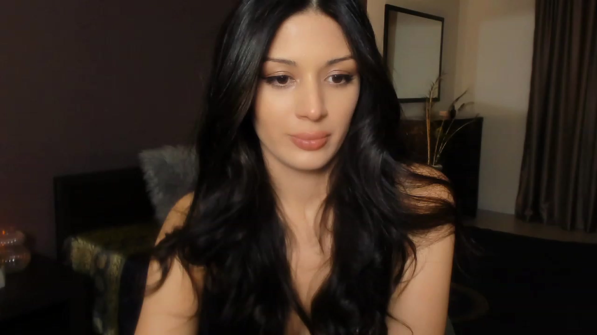 Gallery image thumbnail from Angel_on_Duty's myfreecams stream on, 12/08/2023, 22:53 image 6 of 20