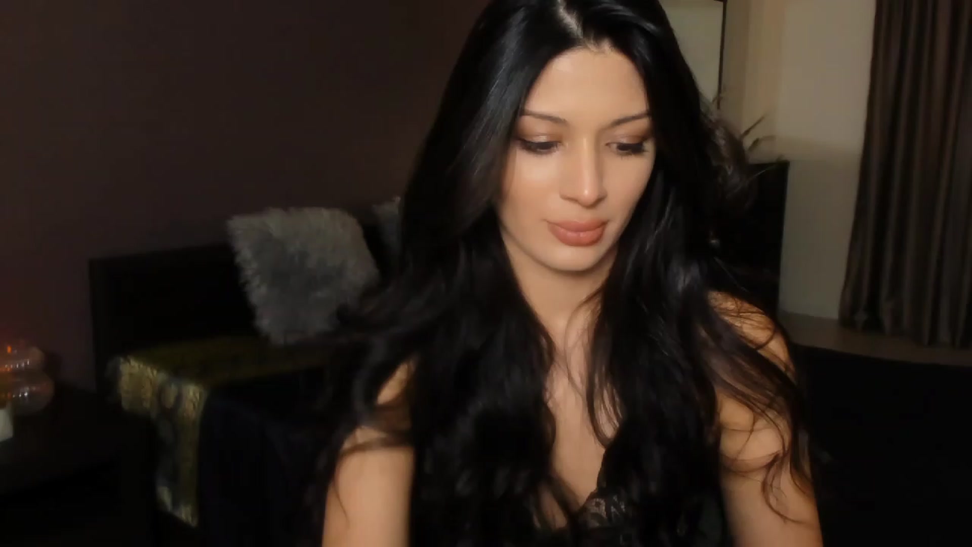 Gallery image thumbnail from Angel_on_Duty's myfreecams stream on, 12/08/2023, 23:38 image 1 of 20