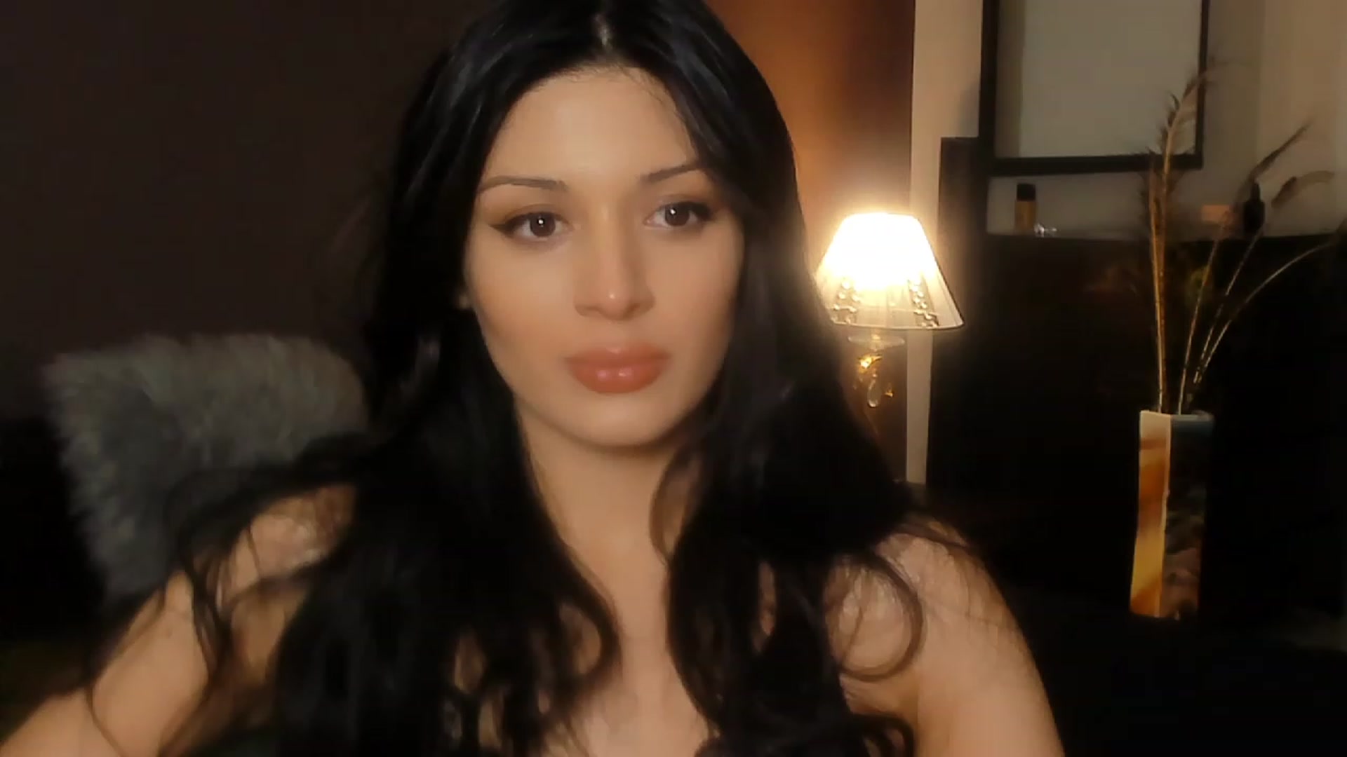 Gallery image thumbnail from Angel_on_Duty's myfreecams stream on, 12/08/2023, 23:38 image 19 of 20