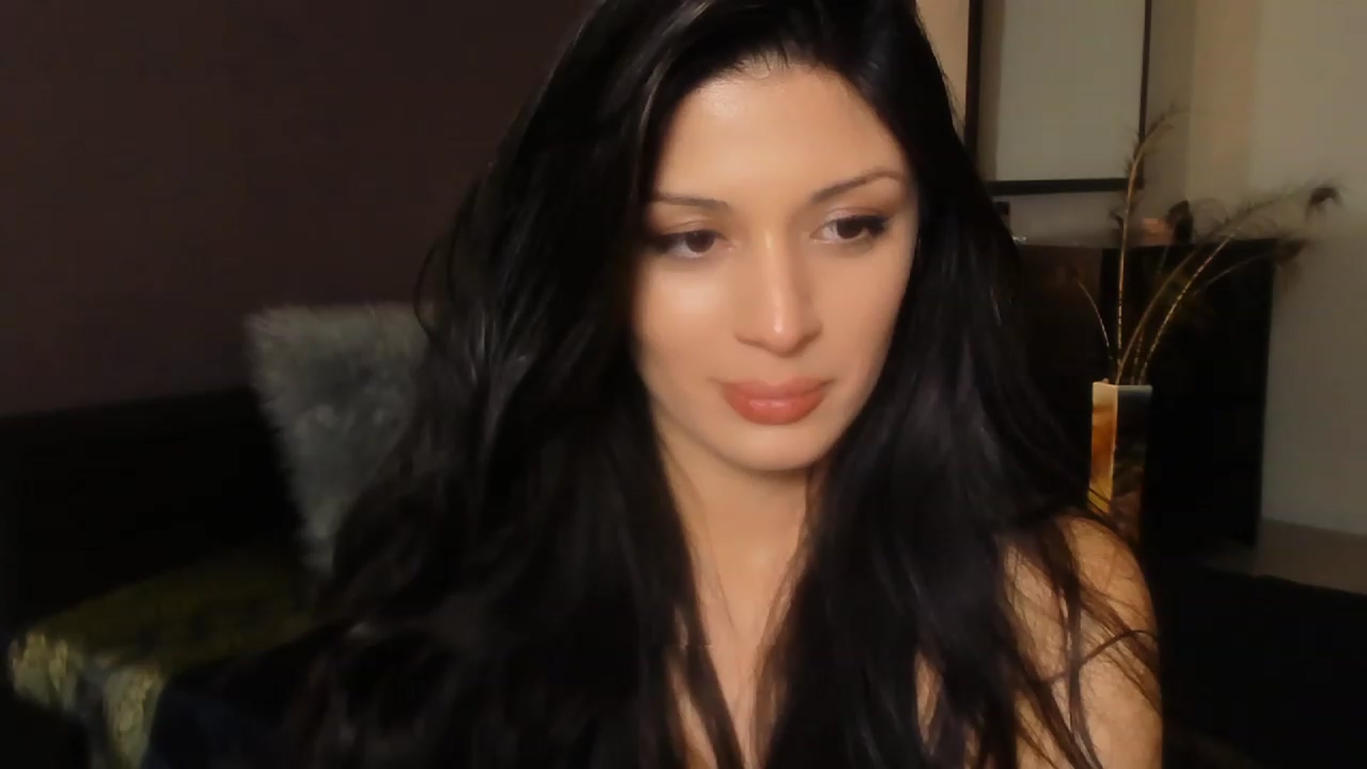Gallery image thumbnail from Angel_on_Duty's myfreecams stream on, 12/09/2023, 01:39 image 19 of 20