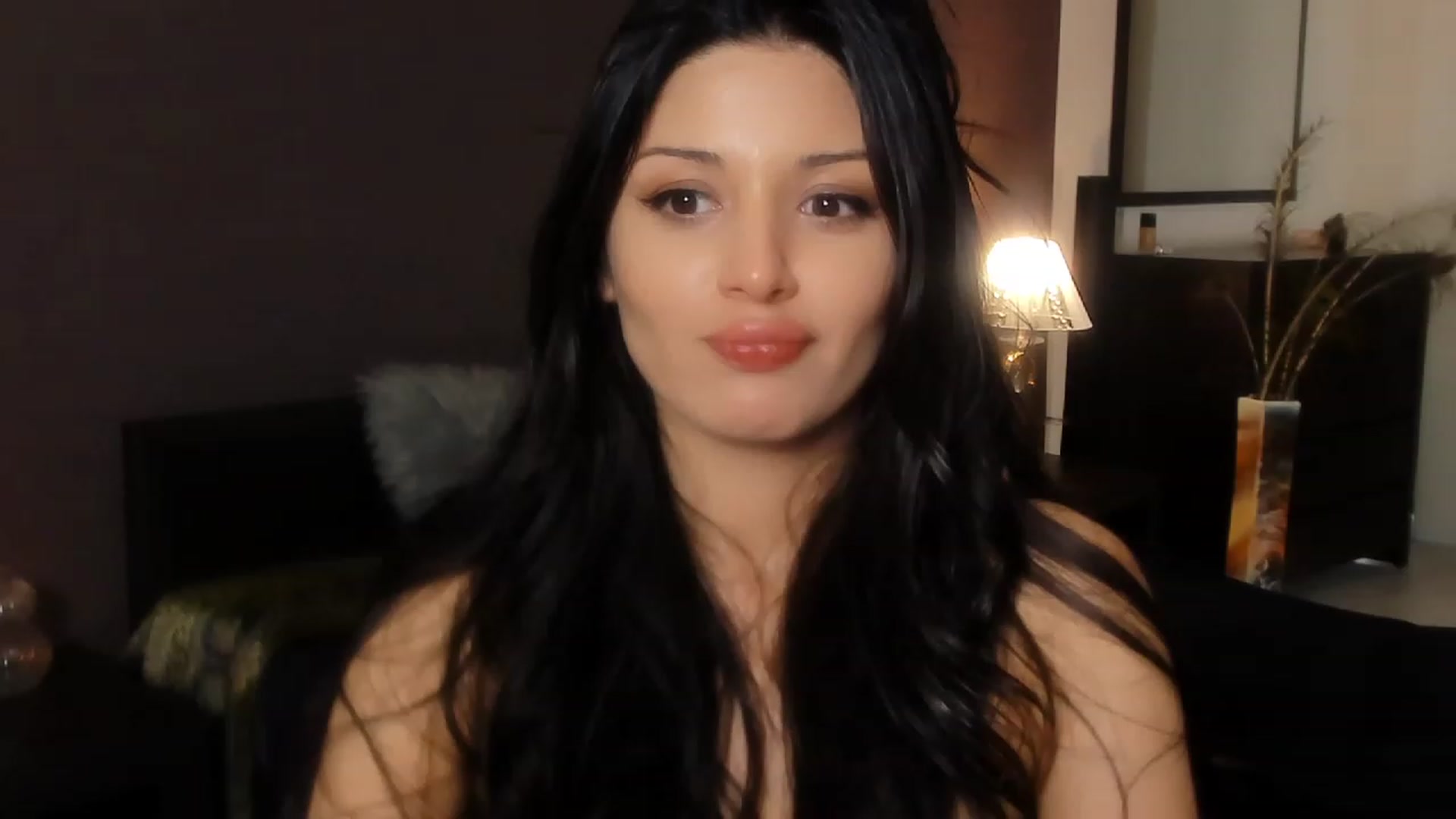 Gallery image thumbnail from Angel_on_Duty's myfreecams stream on, 12/09/2023, 03:23 image 18 of 20
