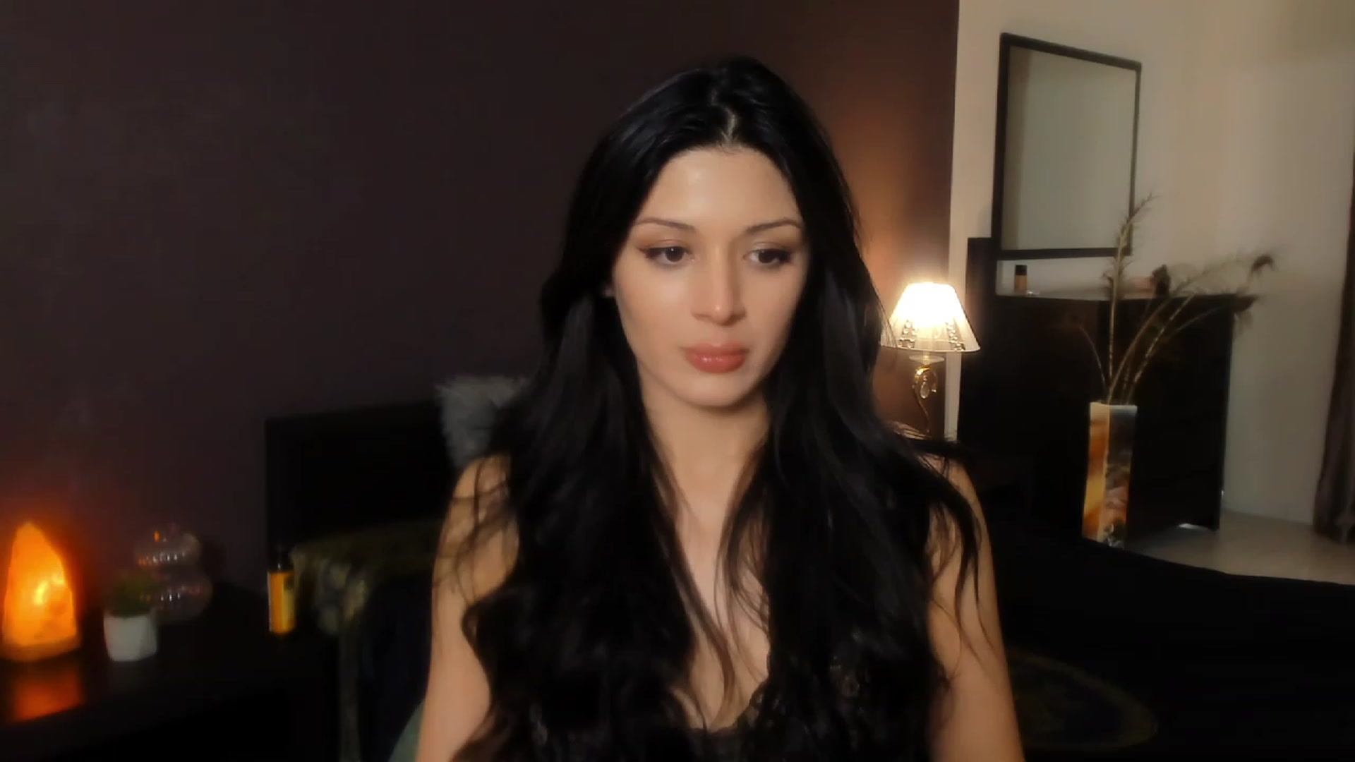 Gallery image thumbnail from Angel_on_Duty's myfreecams stream on, 12/09/2023, 03:23 image 1 of 20