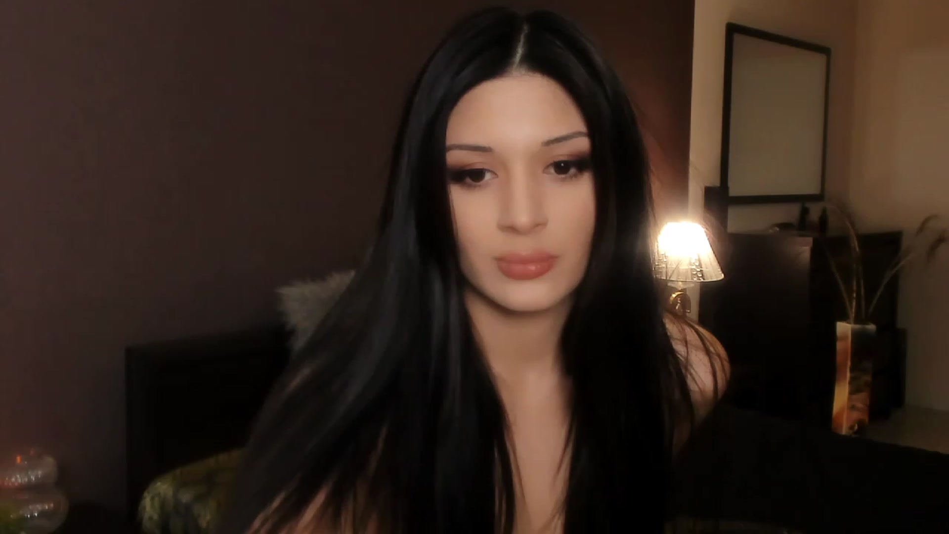 Gallery image thumbnail from Angel_on_Duty's myfreecams stream on, 12/09/2023, 23:42 image 18 of 20