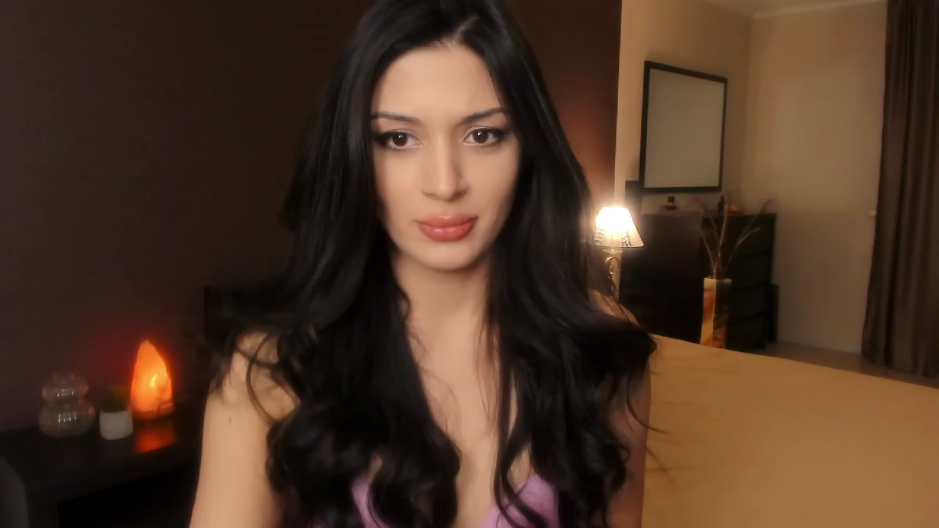 Gallery image thumbnail from Angel_on_Duty's myfreecams stream on, 12/12/2023, 24:05 image 8 of 20