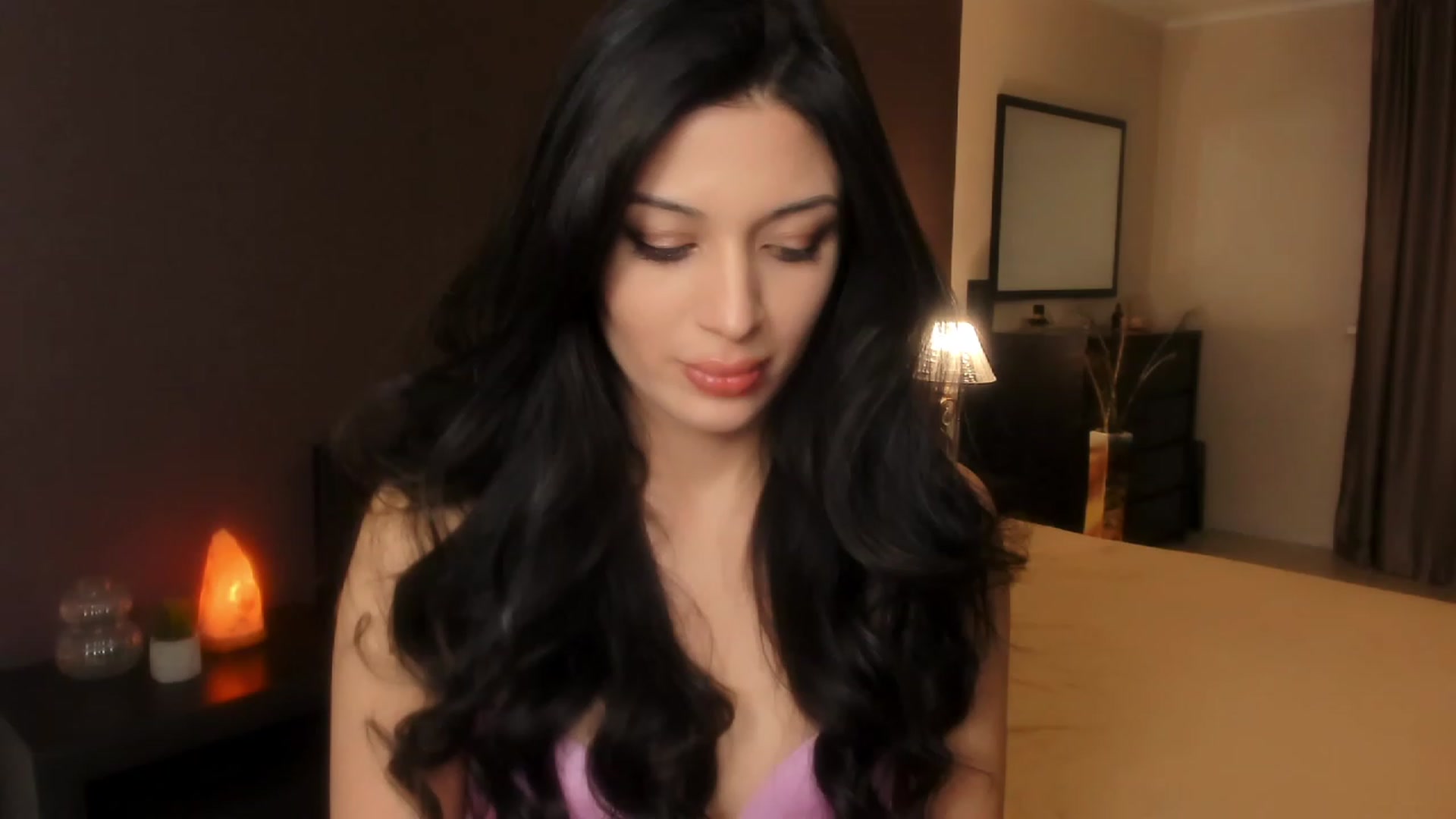 Gallery image thumbnail from Angel_on_Duty's myfreecams stream on, 12/12/2023, 24:05 image 1 of 20