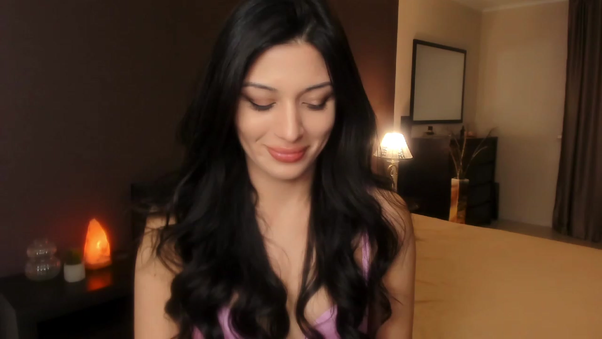 Gallery image thumbnail from Angel_on_Duty's myfreecams stream on, 12/12/2023, 24:05 image 9 of 20
