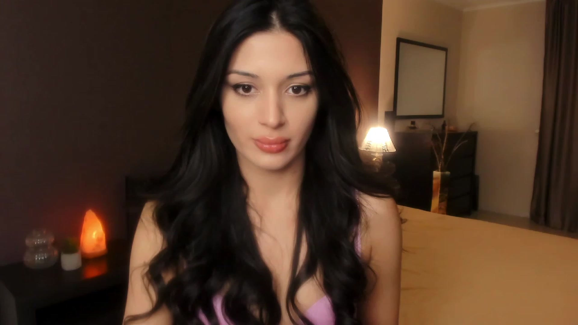 Gallery image thumbnail from Angel_on_Duty's myfreecams stream on, 12/12/2023, 24:05 image 15 of 20