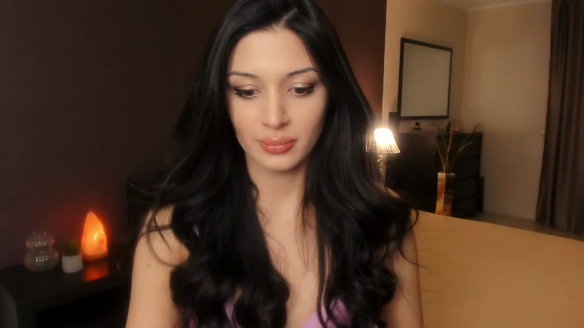 Gallery image thumbnail from Angel_on_Duty's myfreecams stream on, 12/12/2023, 24:05 image 7 of 20