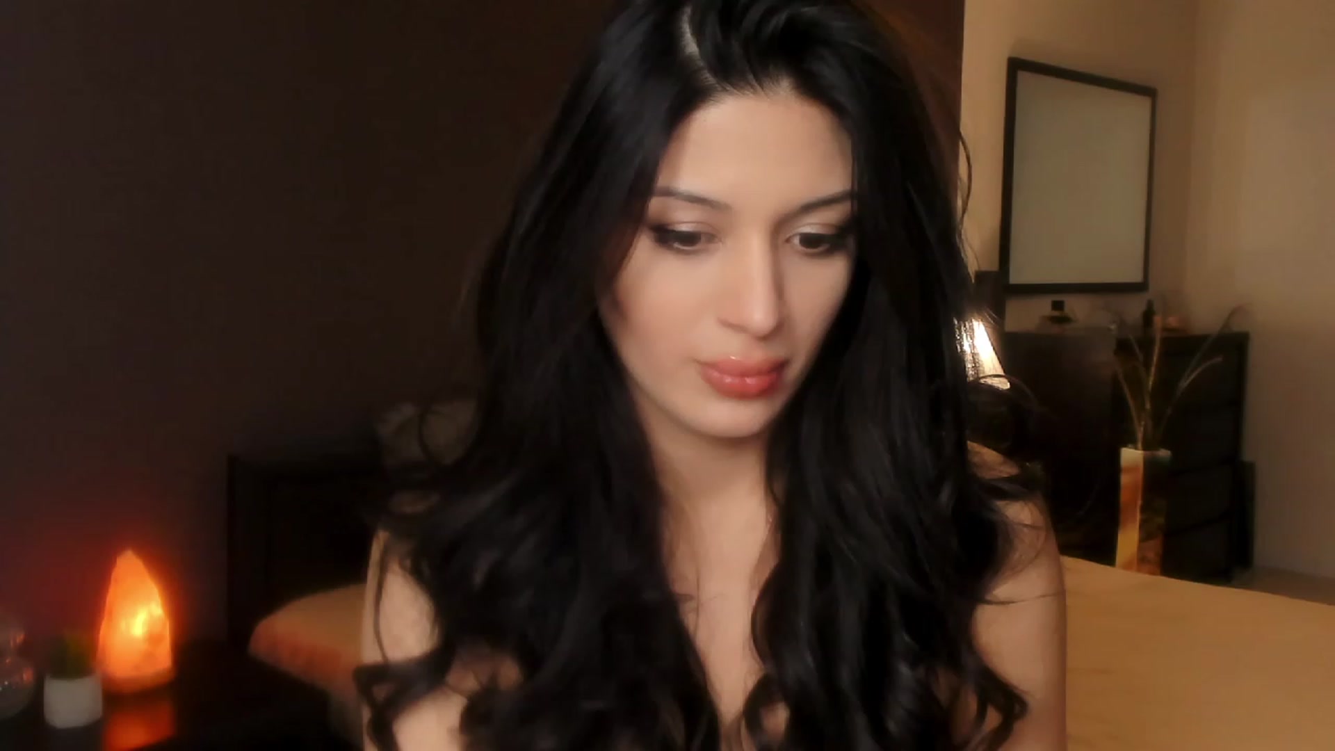 Gallery image thumbnail from Angel_on_Duty's myfreecams stream on, 12/12/2023, 24:35 image 1 of 20