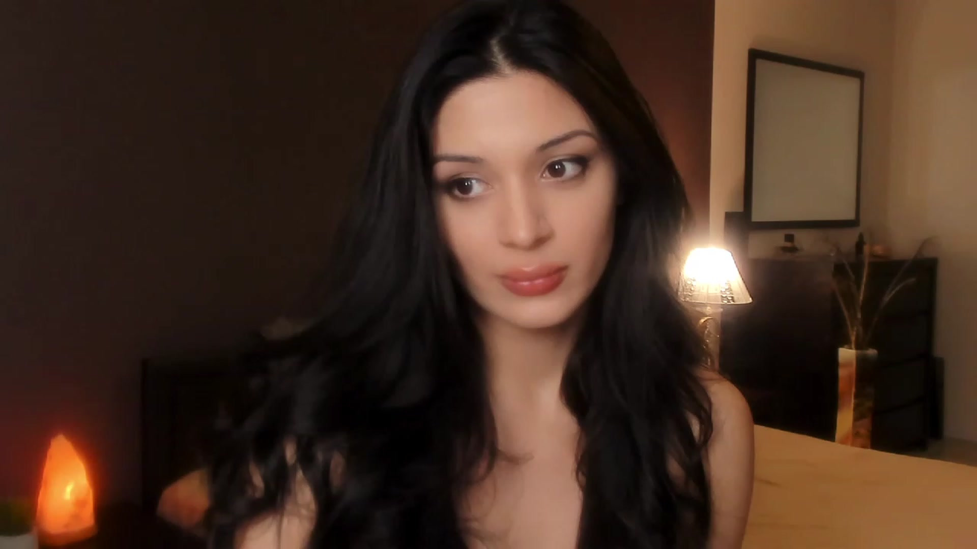 Gallery image thumbnail from Angel_on_Duty's myfreecams stream on, 12/12/2023, 24:35 image 12 of 20
