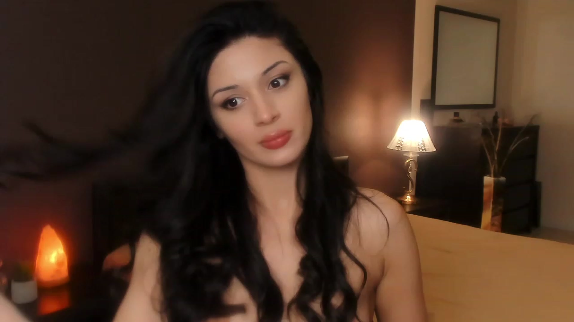 Gallery image thumbnail from Angel_on_Duty's myfreecams stream on, 12/12/2023, 24:35 image 3 of 20