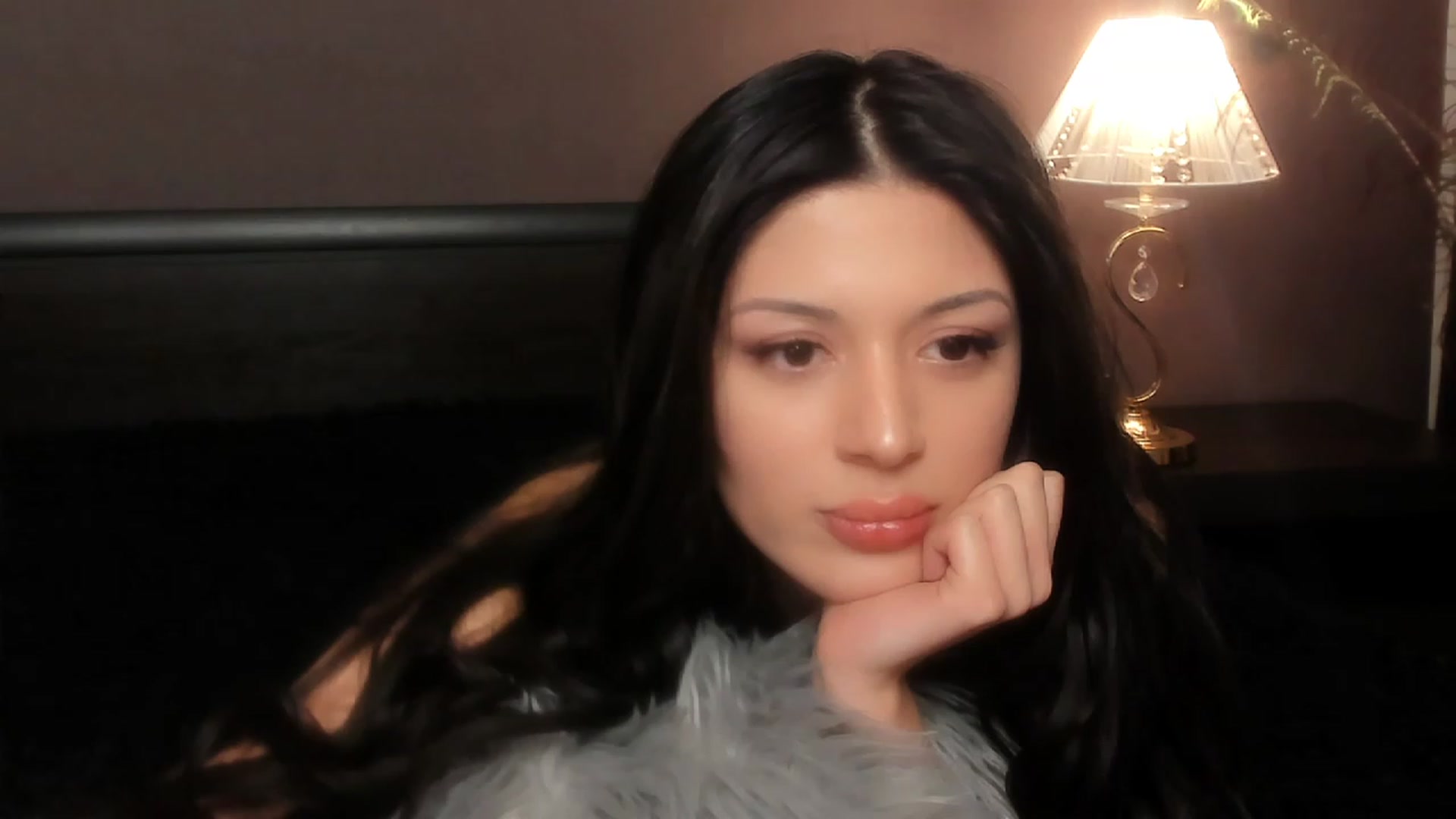 Gallery image thumbnail from Angel_on_Duty's myfreecams stream on, 12/13/2023, 23:10 image 6 of 20