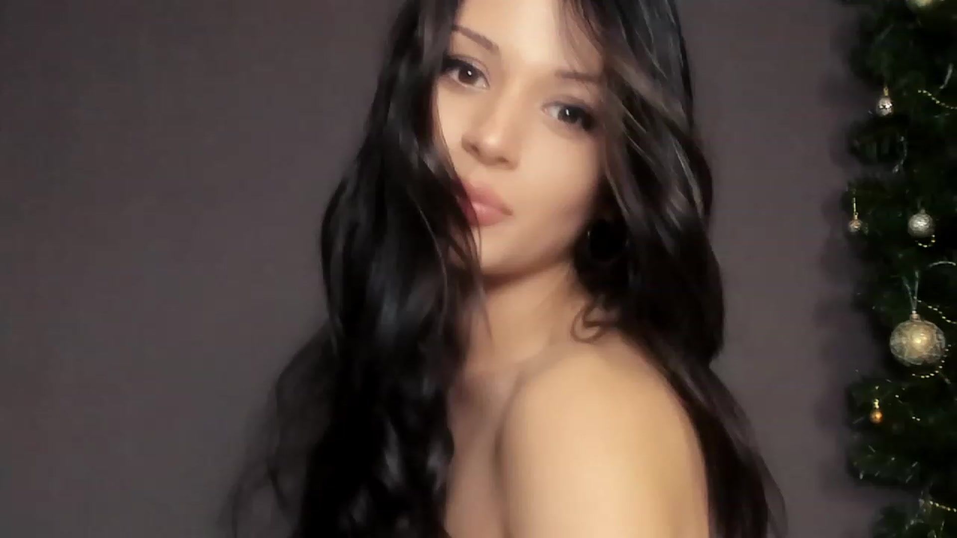 Gallery image thumbnail from Angel_on_Duty's myfreecams stream on, 12/21/2023, 24:01 image 18 of 20